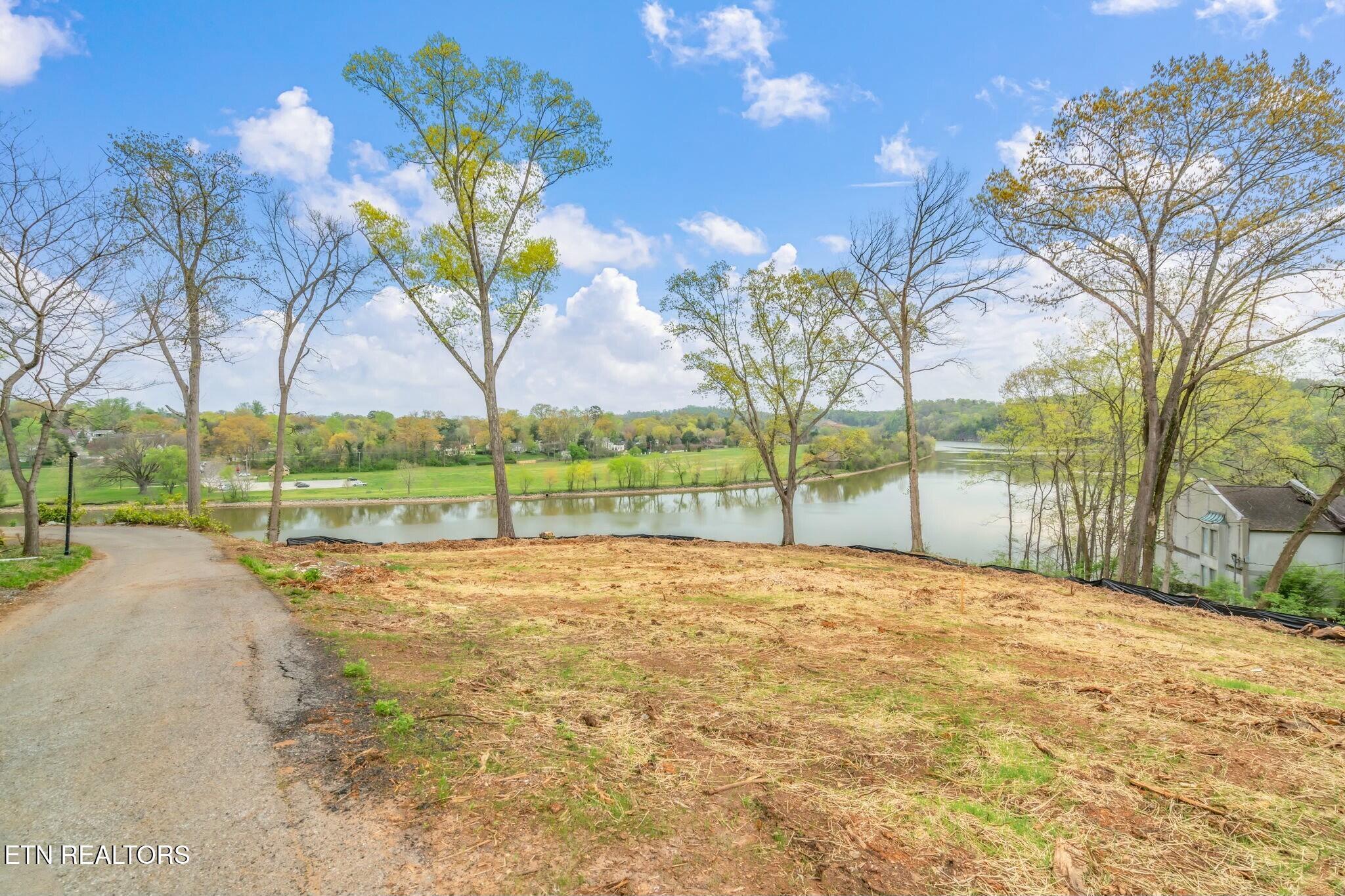 3516 Blow Drive, Knoxville, TN - Fort Loudoun and Tellico Lake Real Estate - Image# 41