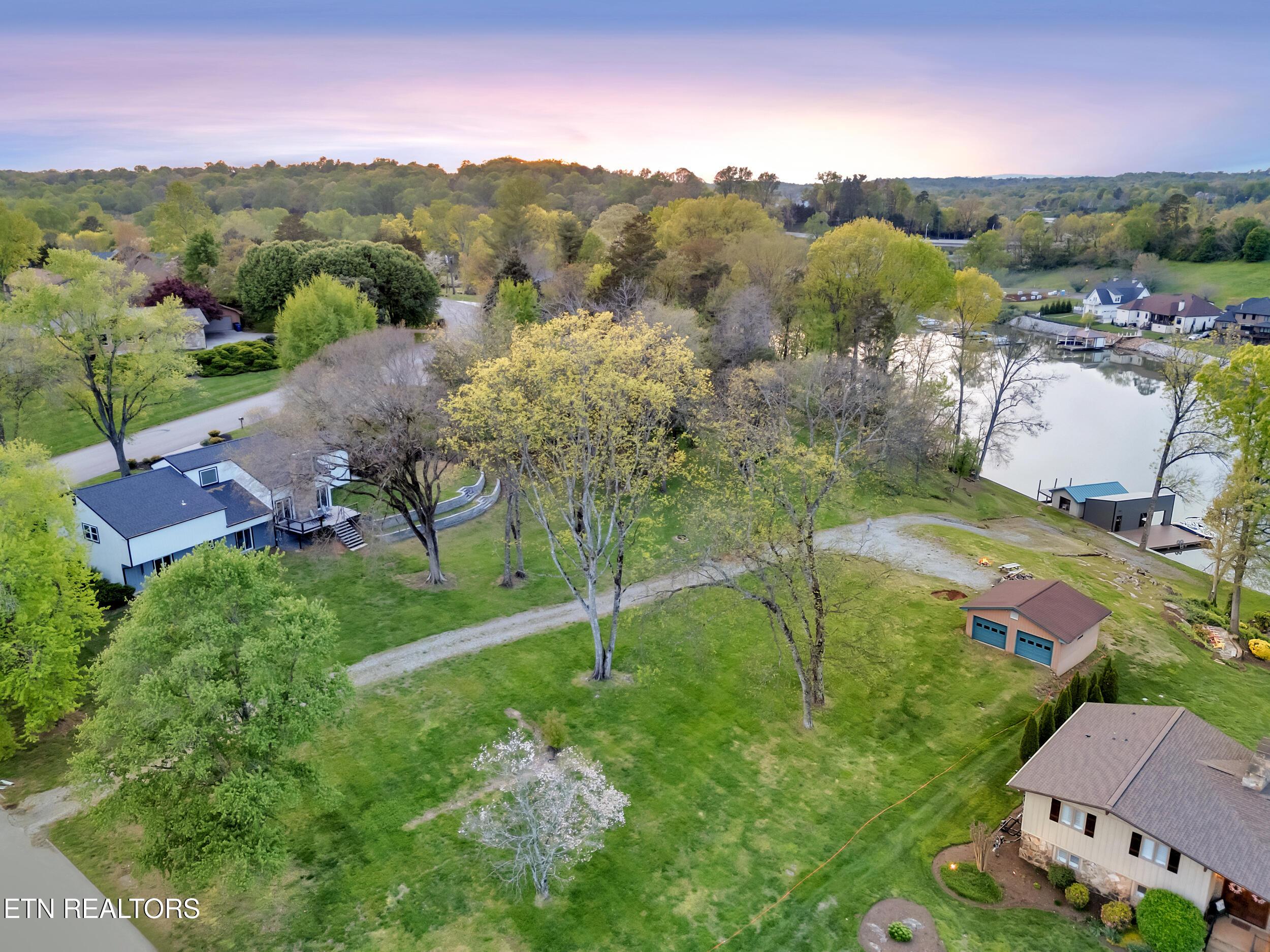 Rivertrace Lane, Knoxville, TN - Fort Loudoun and Tellico Lake Real Estate - Image# 12