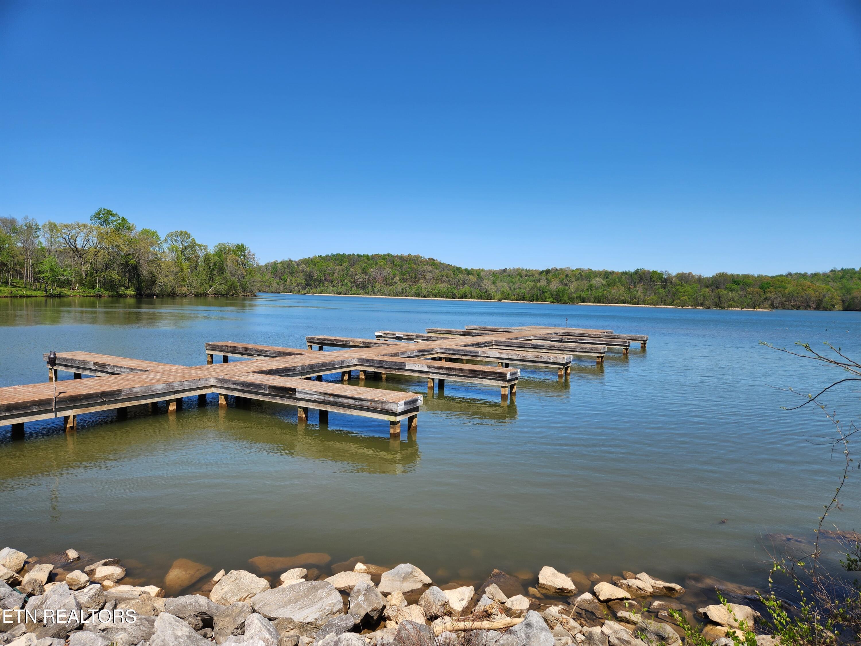 Lake Ferry Lot 251 Drive, Loudon, TN - Fort Loudoun and Tellico Lake Real Estate - Image# 8