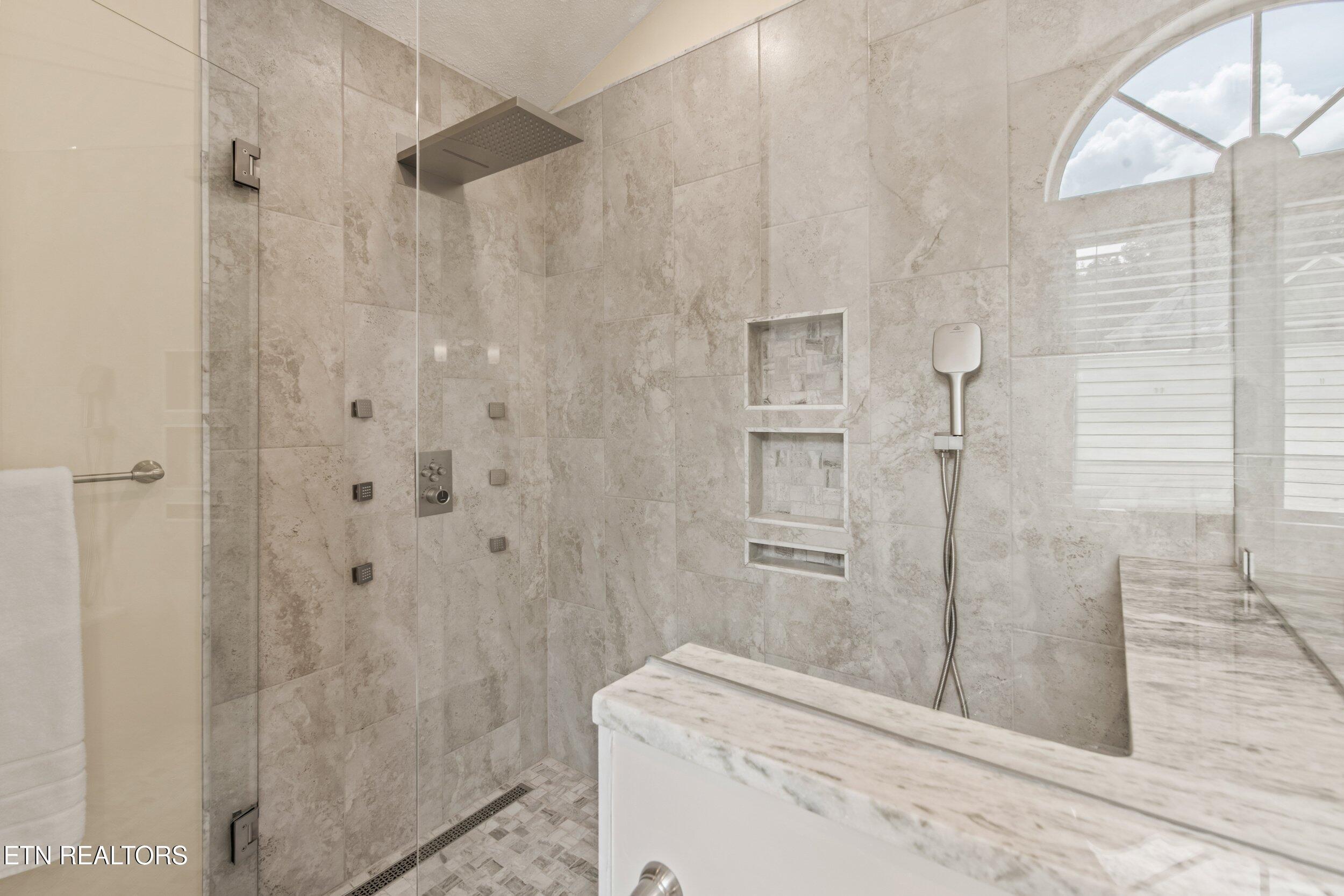 Fort Loudoun and Tellico Lake Real Estate - Image# 32