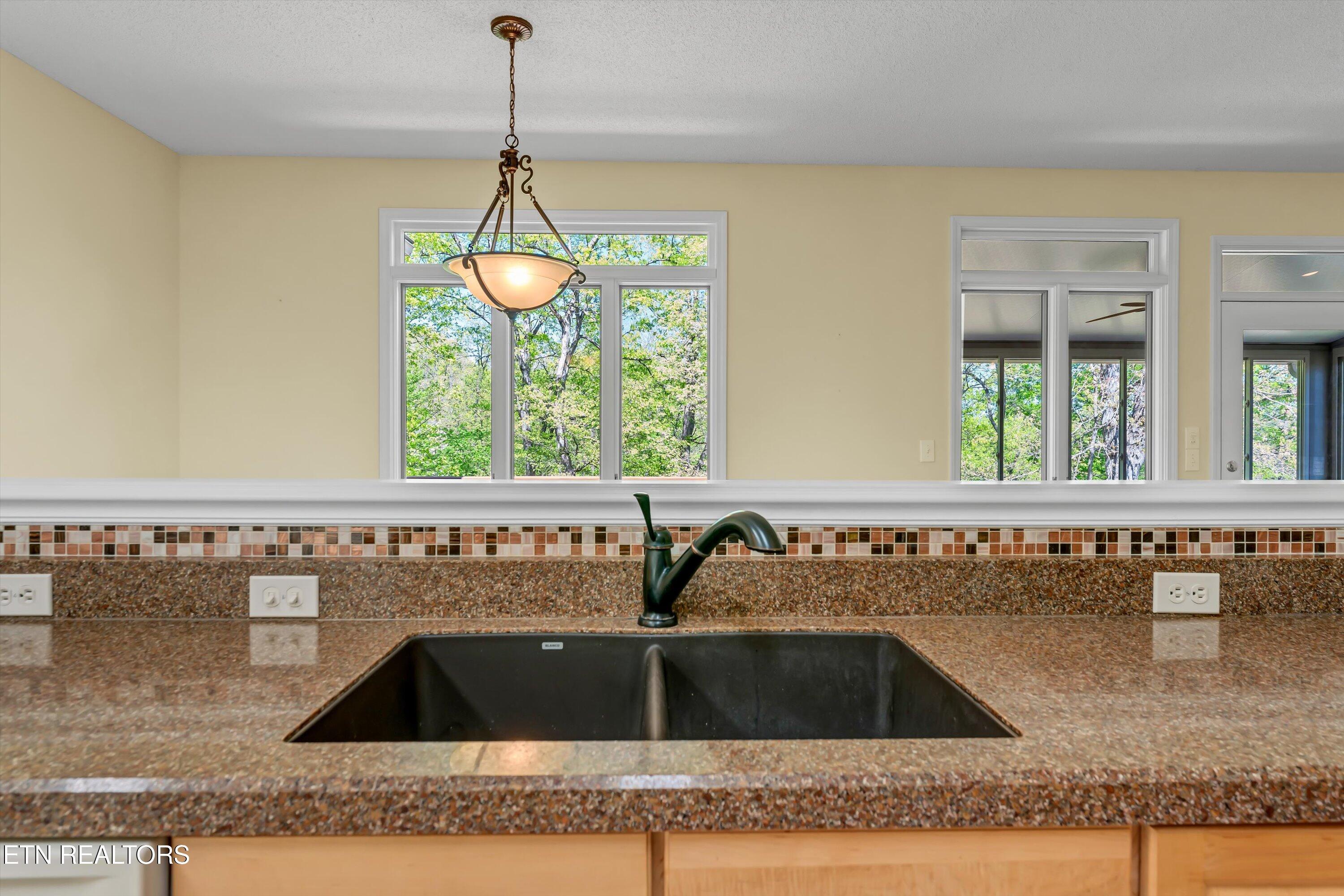 213 Osage Lane, Loudon, TN - Fort Loudoun and Tellico Lake Real Estate - Image# 20