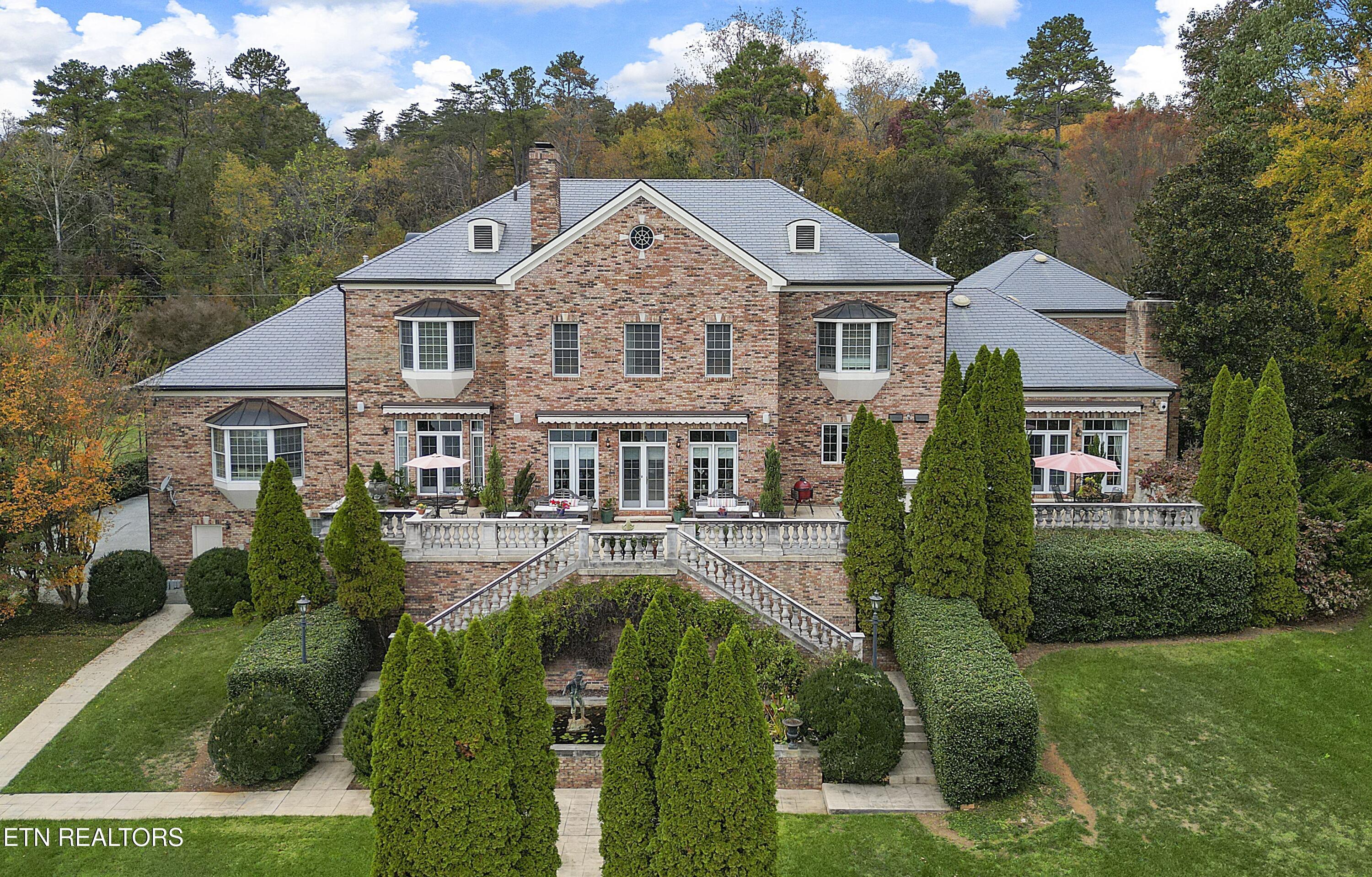 7609 Charlton Drive, Knoxville, TN - Fort Loudoun and Tellico Lake Real Estate - Image# 2
