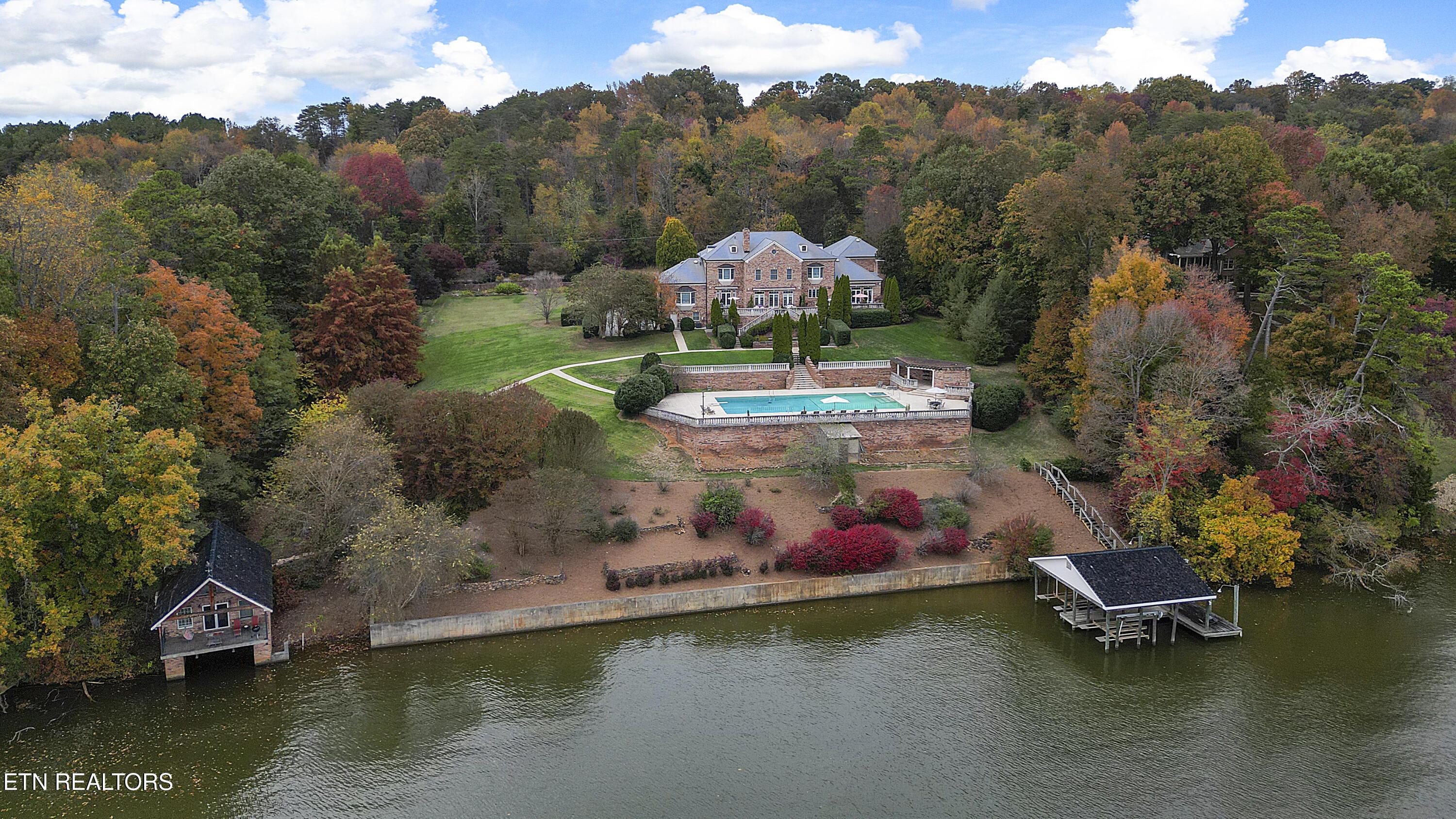 7609 Charlton Drive, Knoxville, TN - Fort Loudoun and Tellico Lake Real Estate - Image# 4