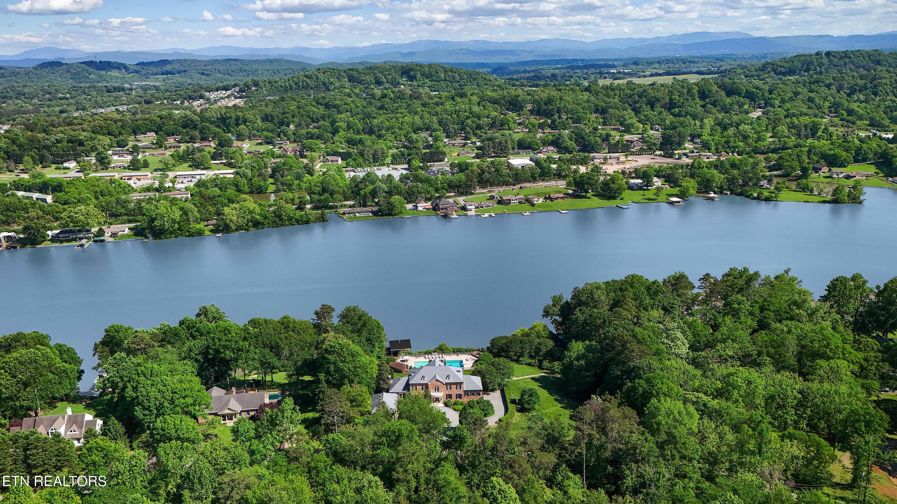 7609 Charlton Drive, Knoxville, TN - Fort Loudoun and Tellico Lake Real Estate - Image# 72