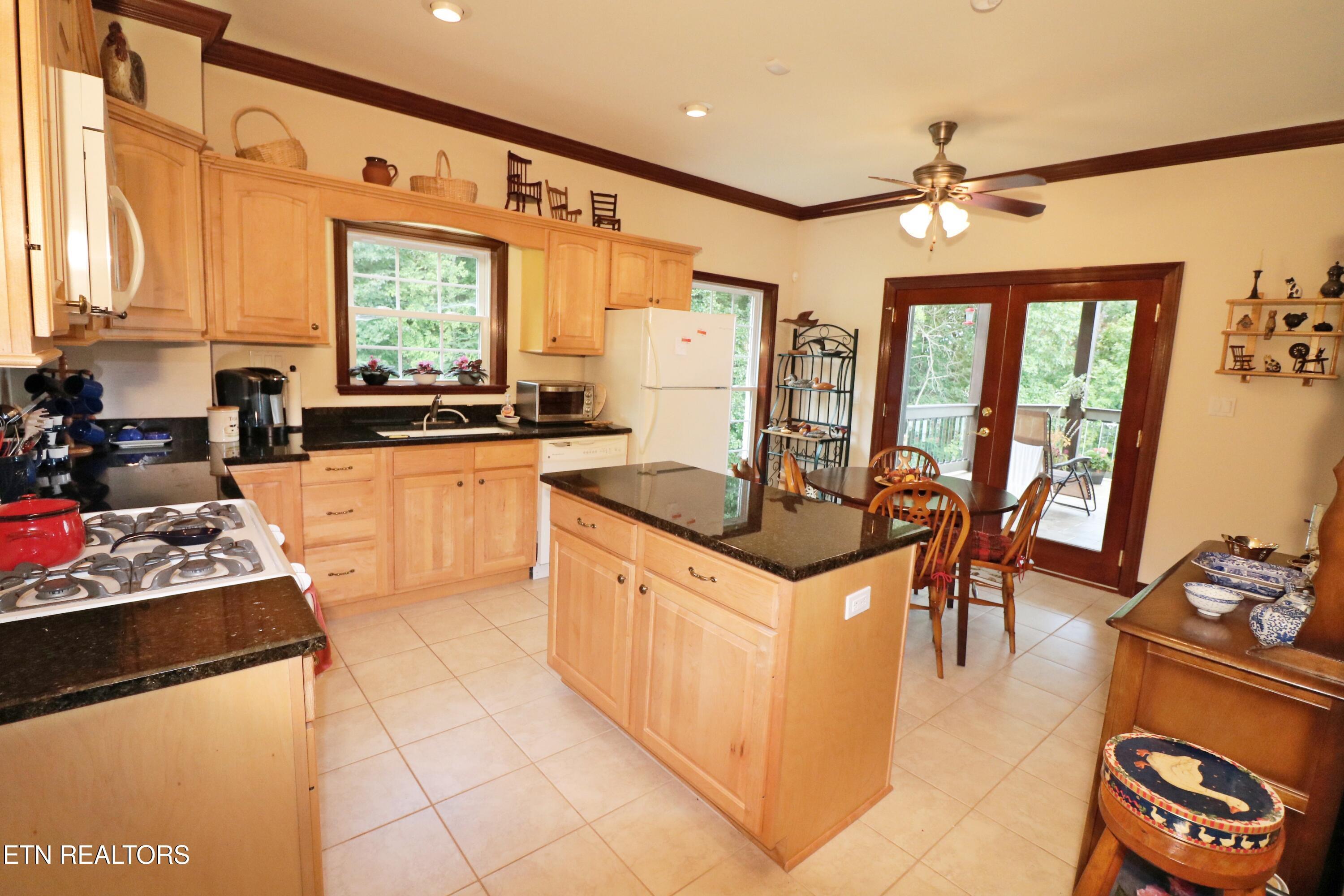 4266 Ridge Water Rd, Louisville, TN - Fort Loudoun and Tellico Lake Real Estate - Image# 12