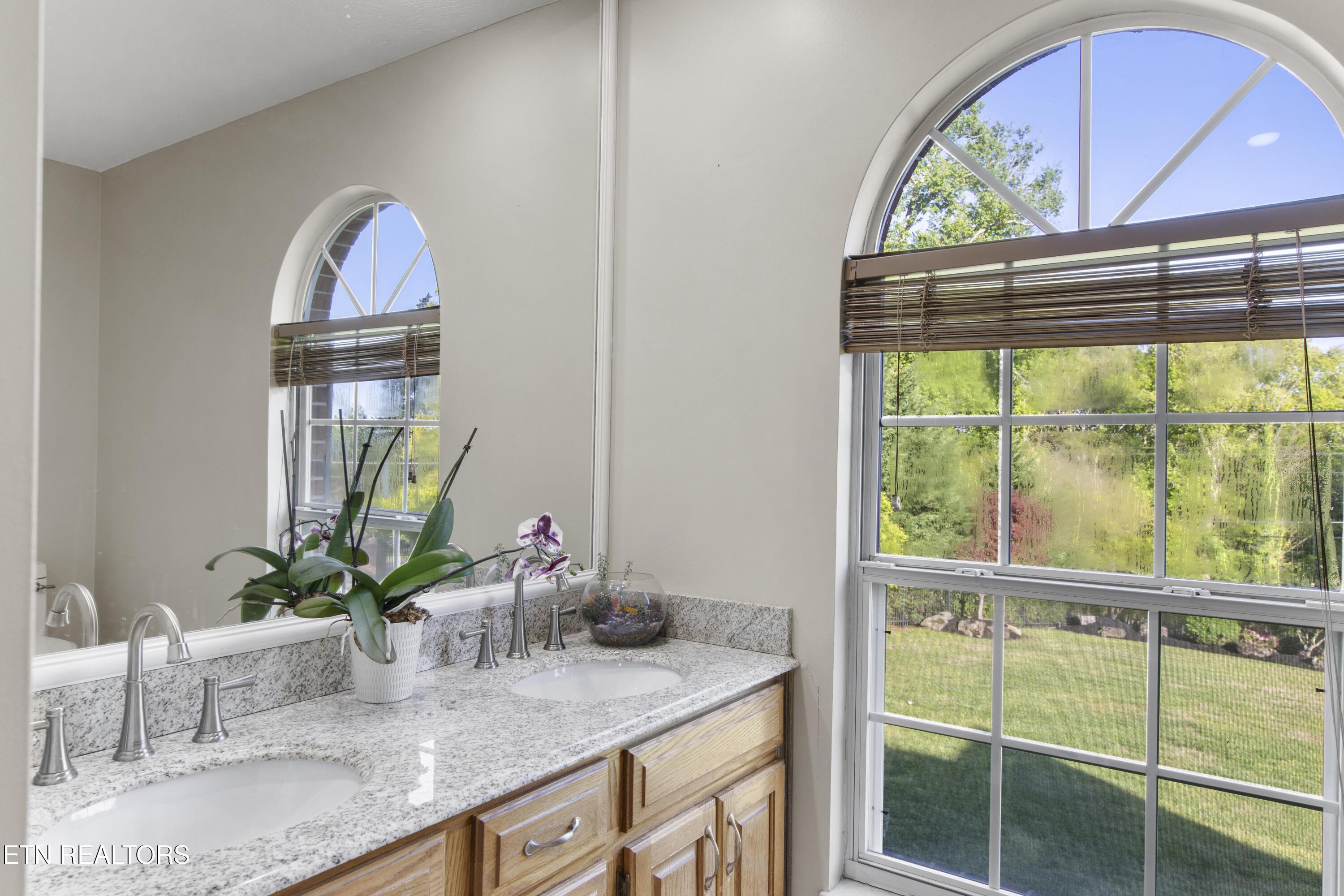 4015 Topside Rd, Knoxville, TN - Fort Loudoun and Tellico Lake Real Estate - Image# 20