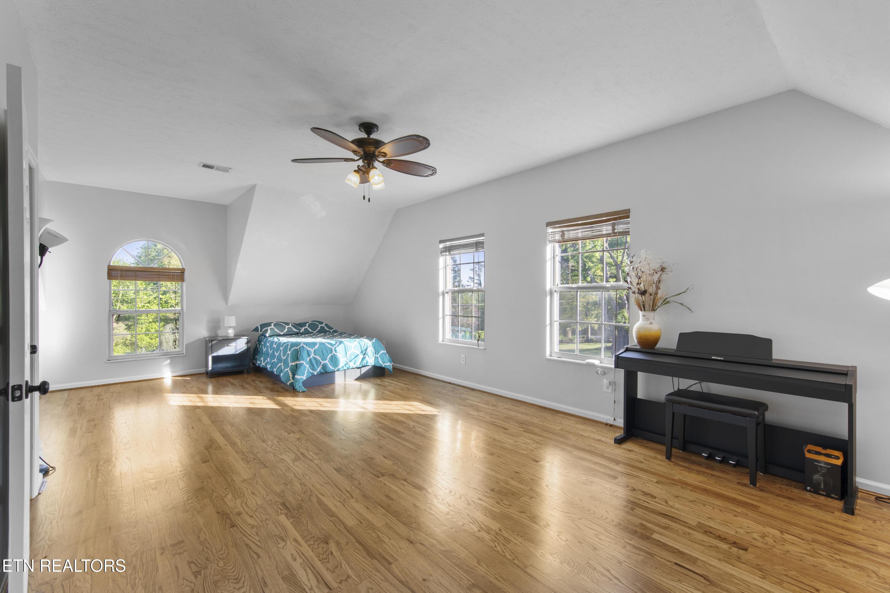 4015 Topside Rd, Knoxville, TN - Fort Loudoun and Tellico Lake Real Estate - Image# 25