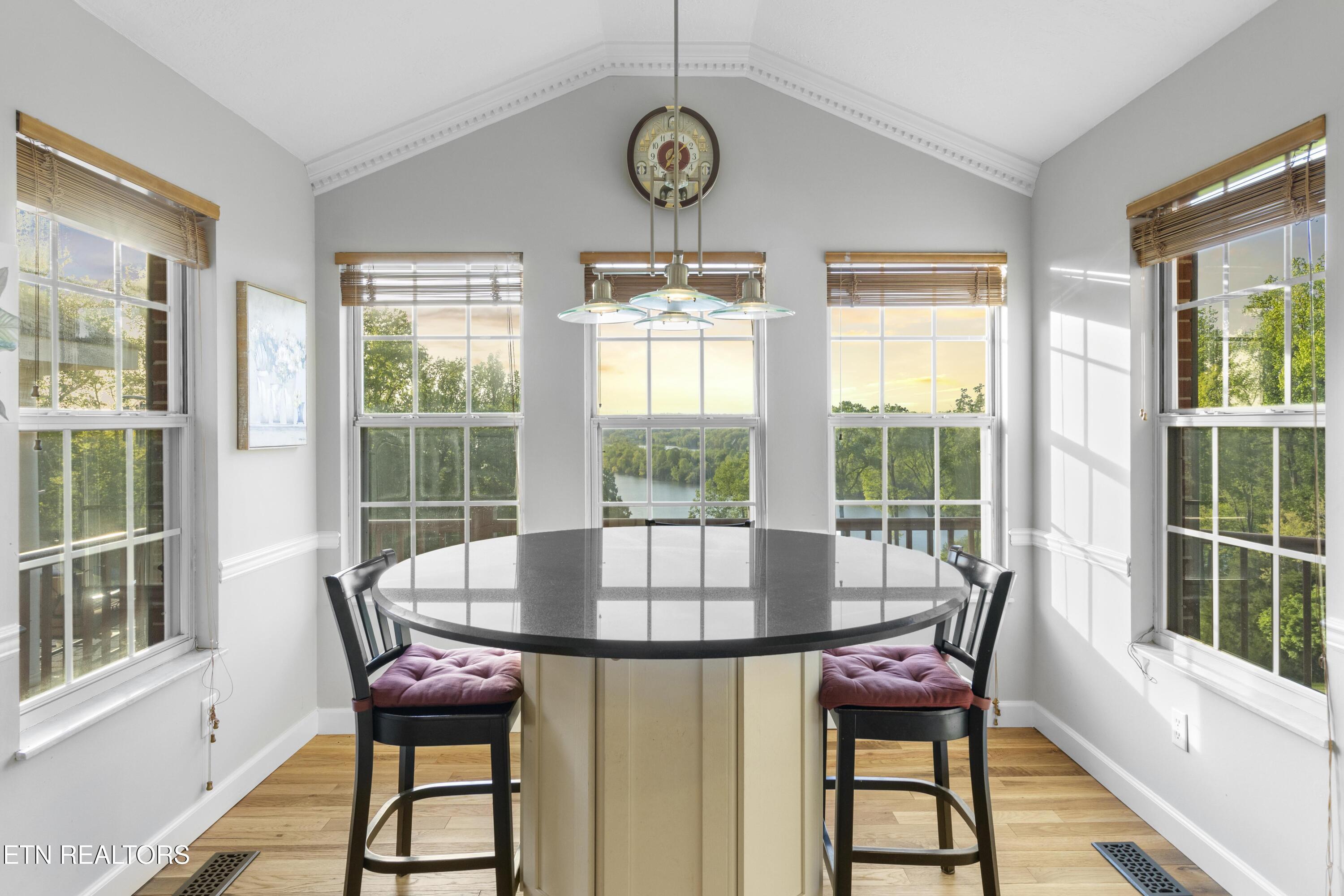 4015 Topside Rd, Knoxville, TN - Fort Loudoun and Tellico Lake Real Estate - Image# 11
