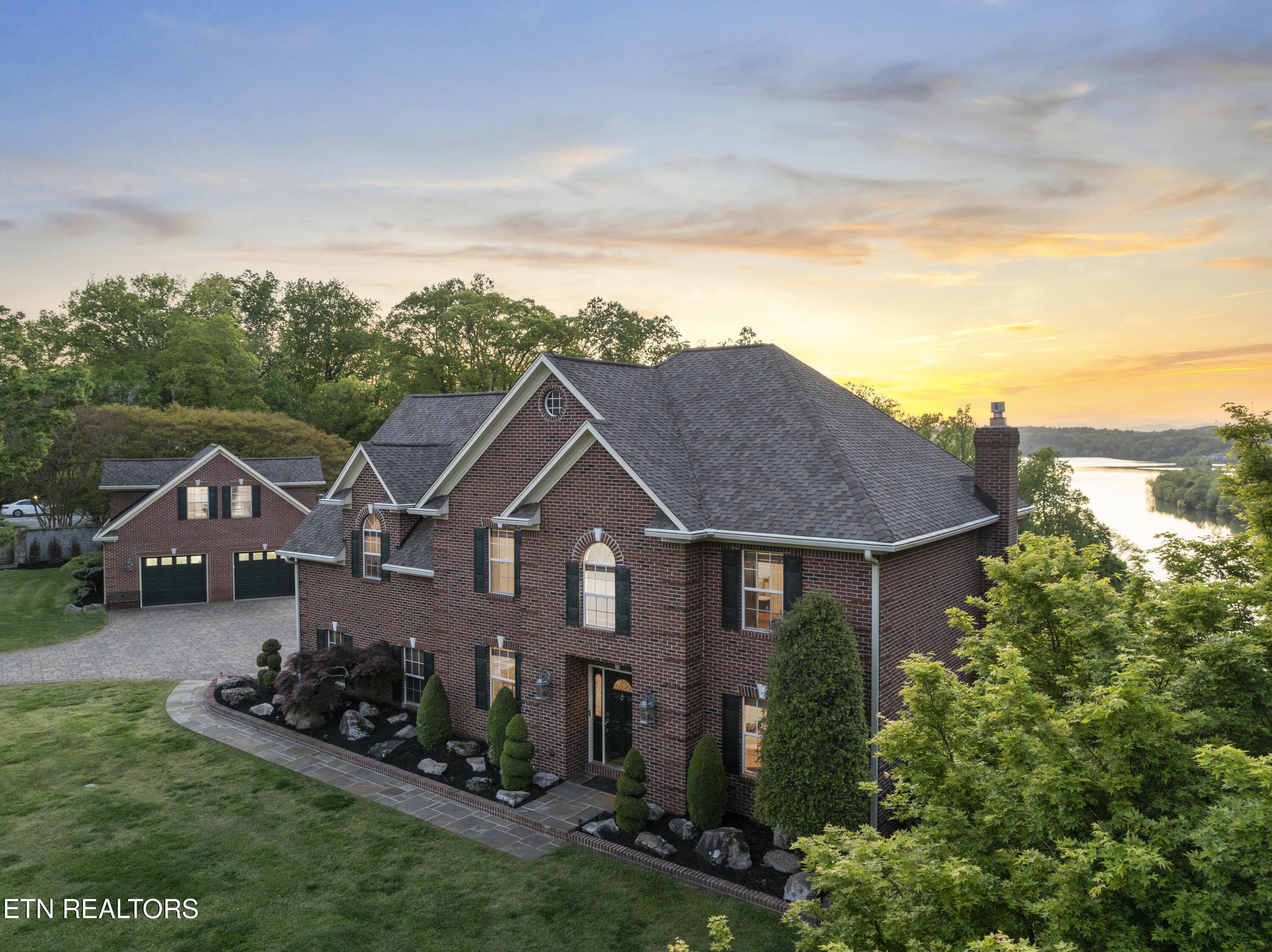 4015 Topside Rd, Knoxville, TN - Fort Loudoun and Tellico Lake Real Estate - Image# 2