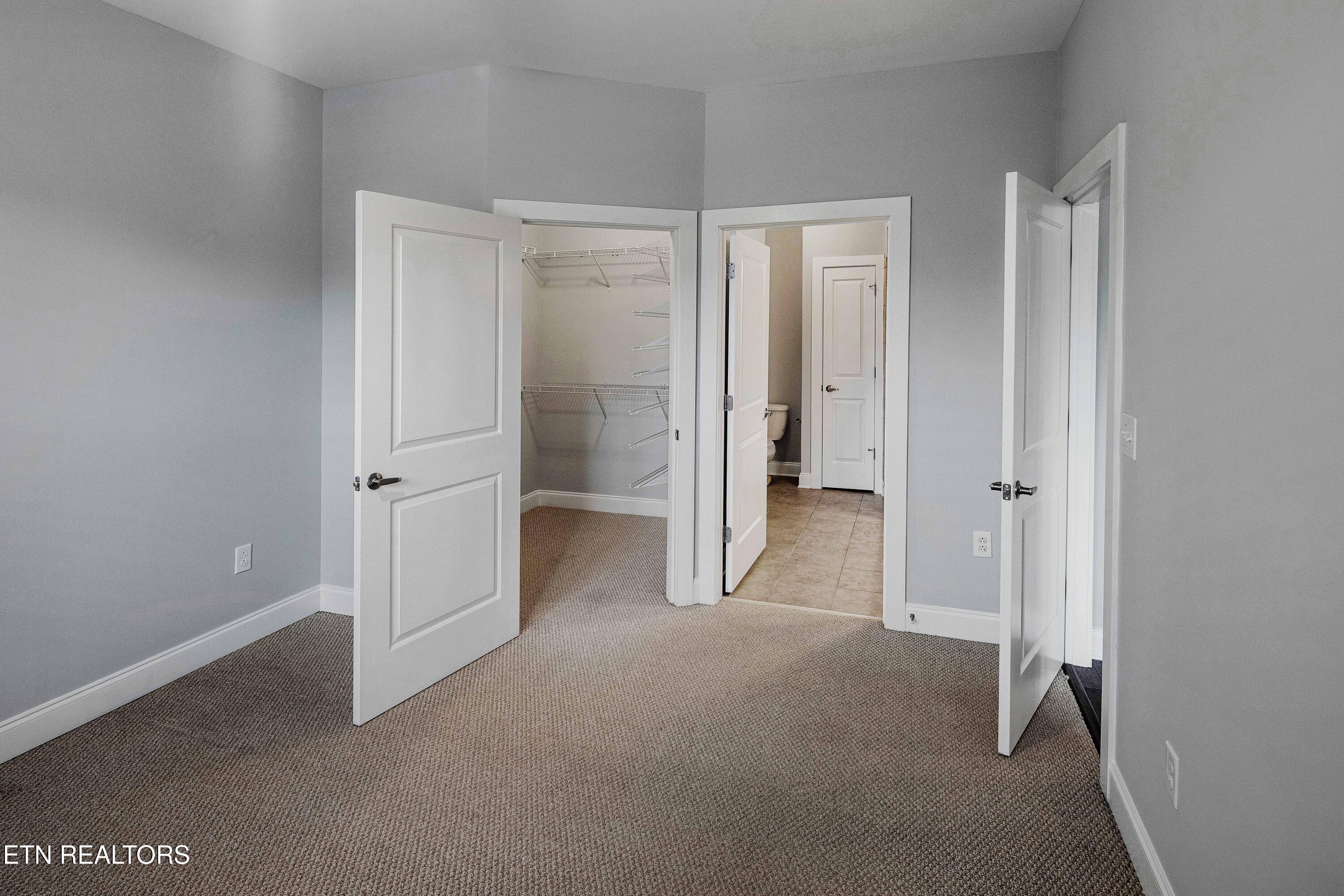 445 W Blount Ave, Knoxville, TN - Fort Loudoun and Tellico Lake Real Estate - Image# 22