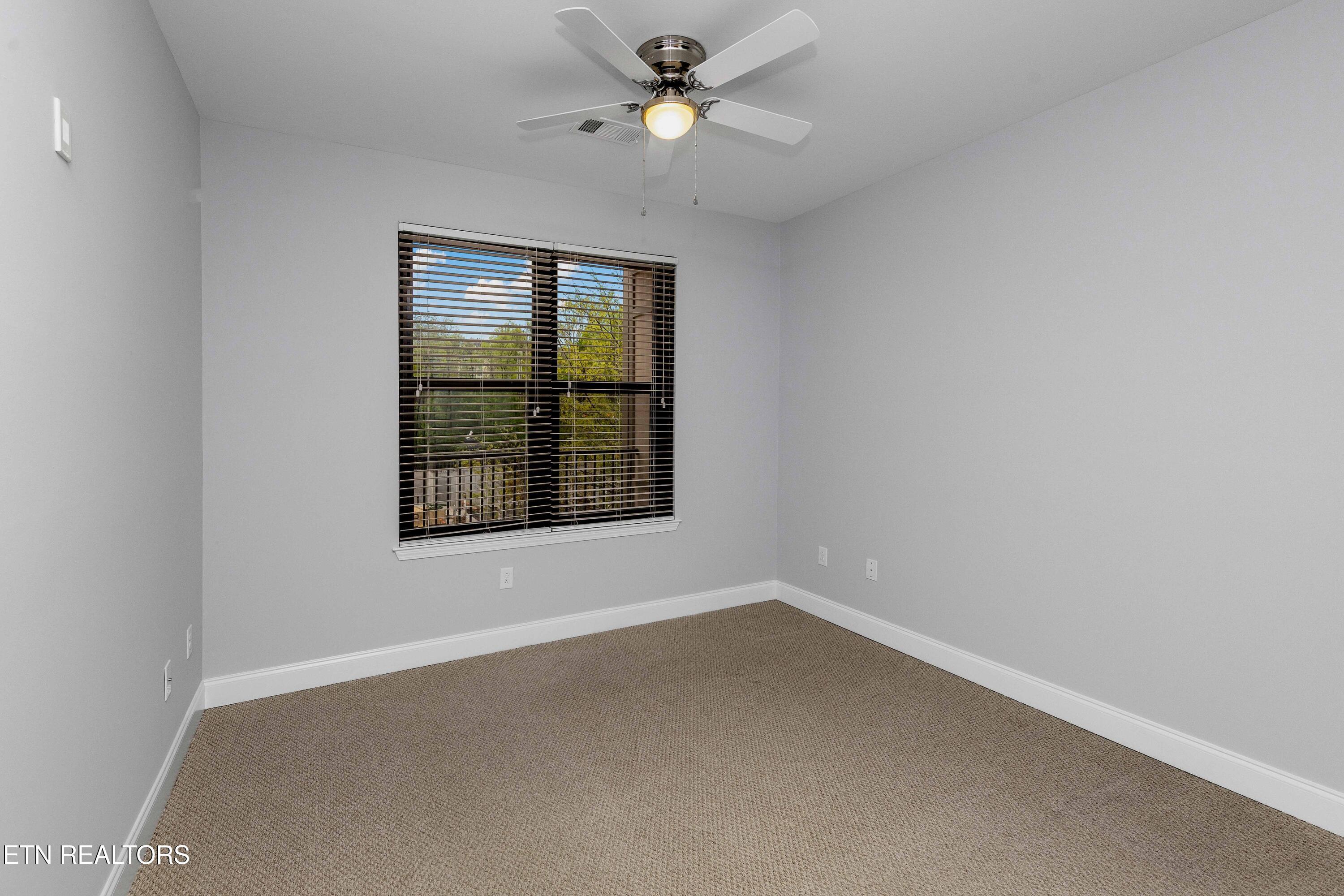 445 W Blount Ave, Knoxville, TN - Fort Loudoun and Tellico Lake Real Estate - Image# 21