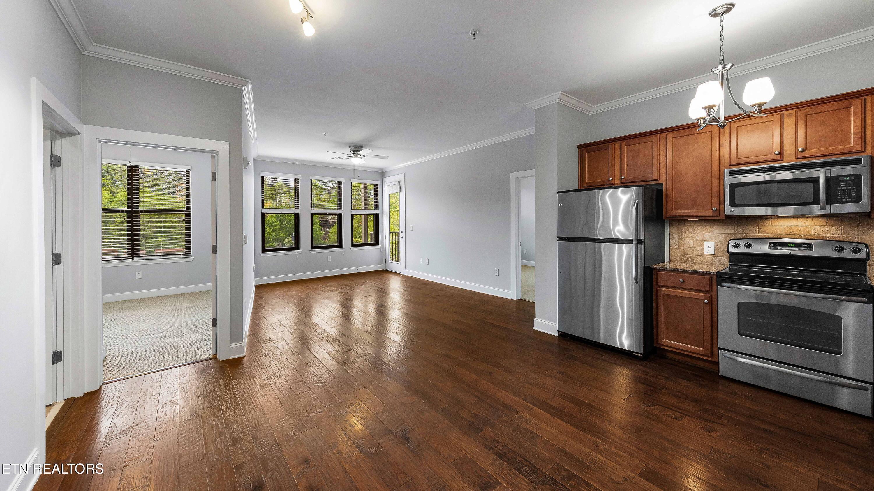 445 W Blount Ave, Knoxville, TN - Fort Loudoun and Tellico Lake Real Estate - Image# 11