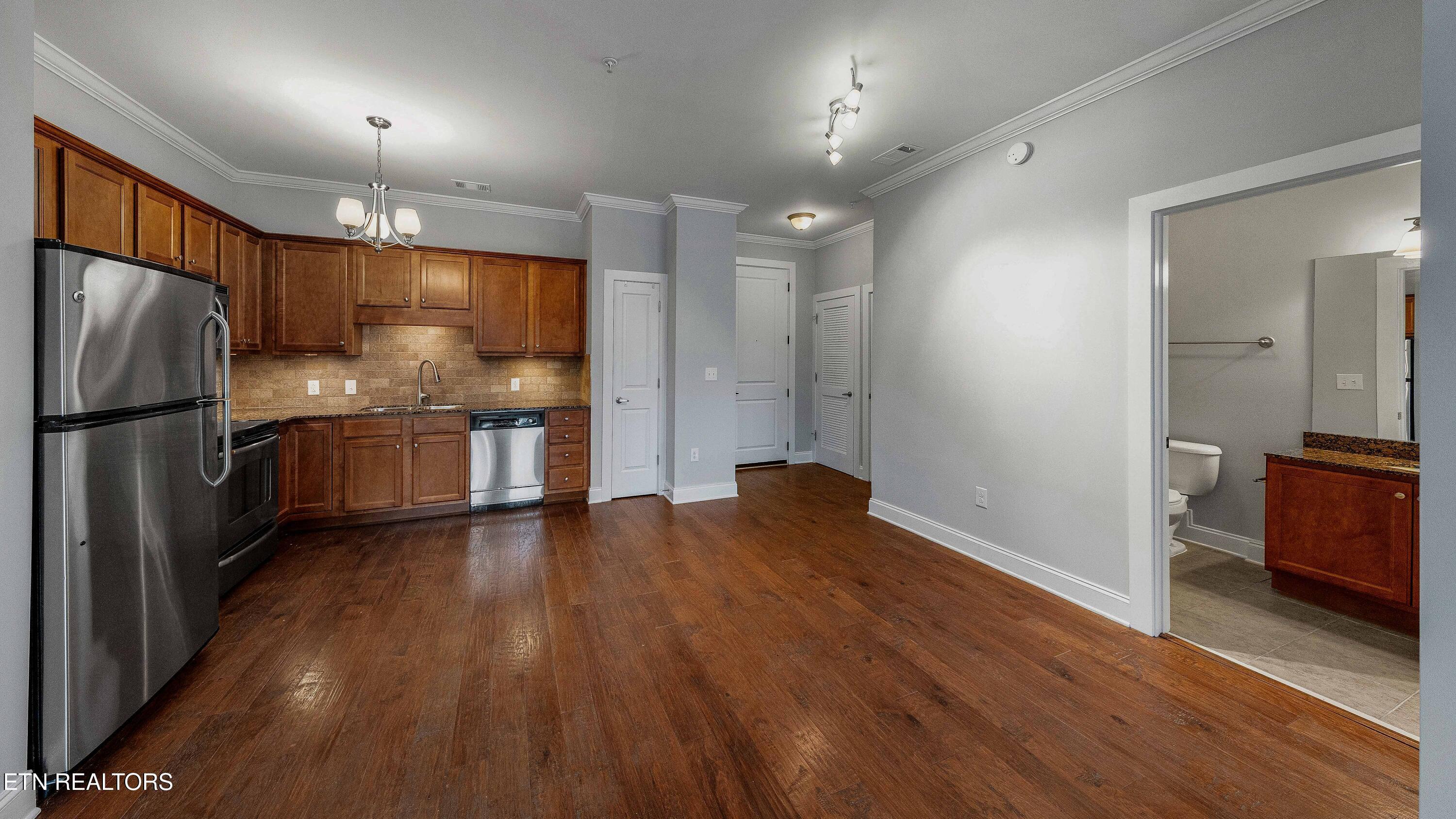 445 W Blount Ave, Knoxville, TN - Fort Loudoun and Tellico Lake Real Estate - Image# 14