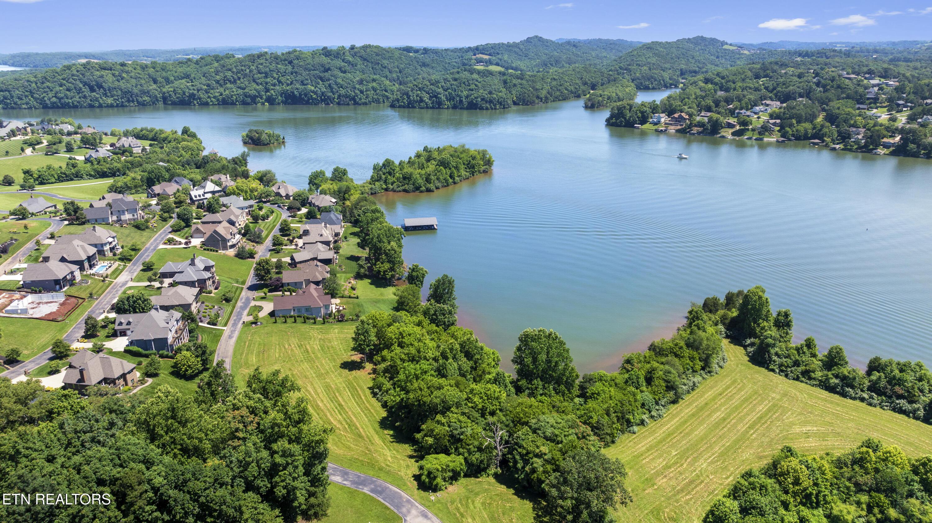 370 Cormorant Drive, Vonore, TN - Fort Loudoun and Tellico Lake Real Estate - Image# 6