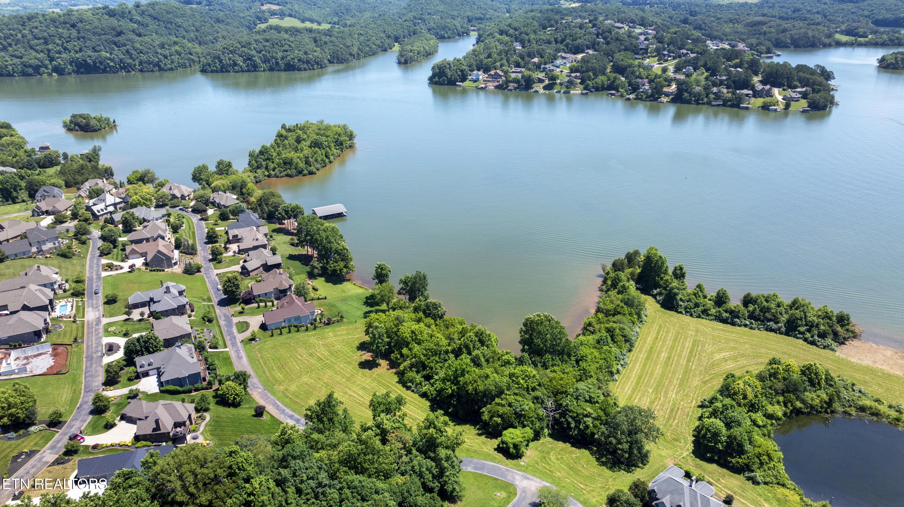 370 Cormorant Drive, Vonore, TN - Fort Loudoun and Tellico Lake Real Estate - Image# 12