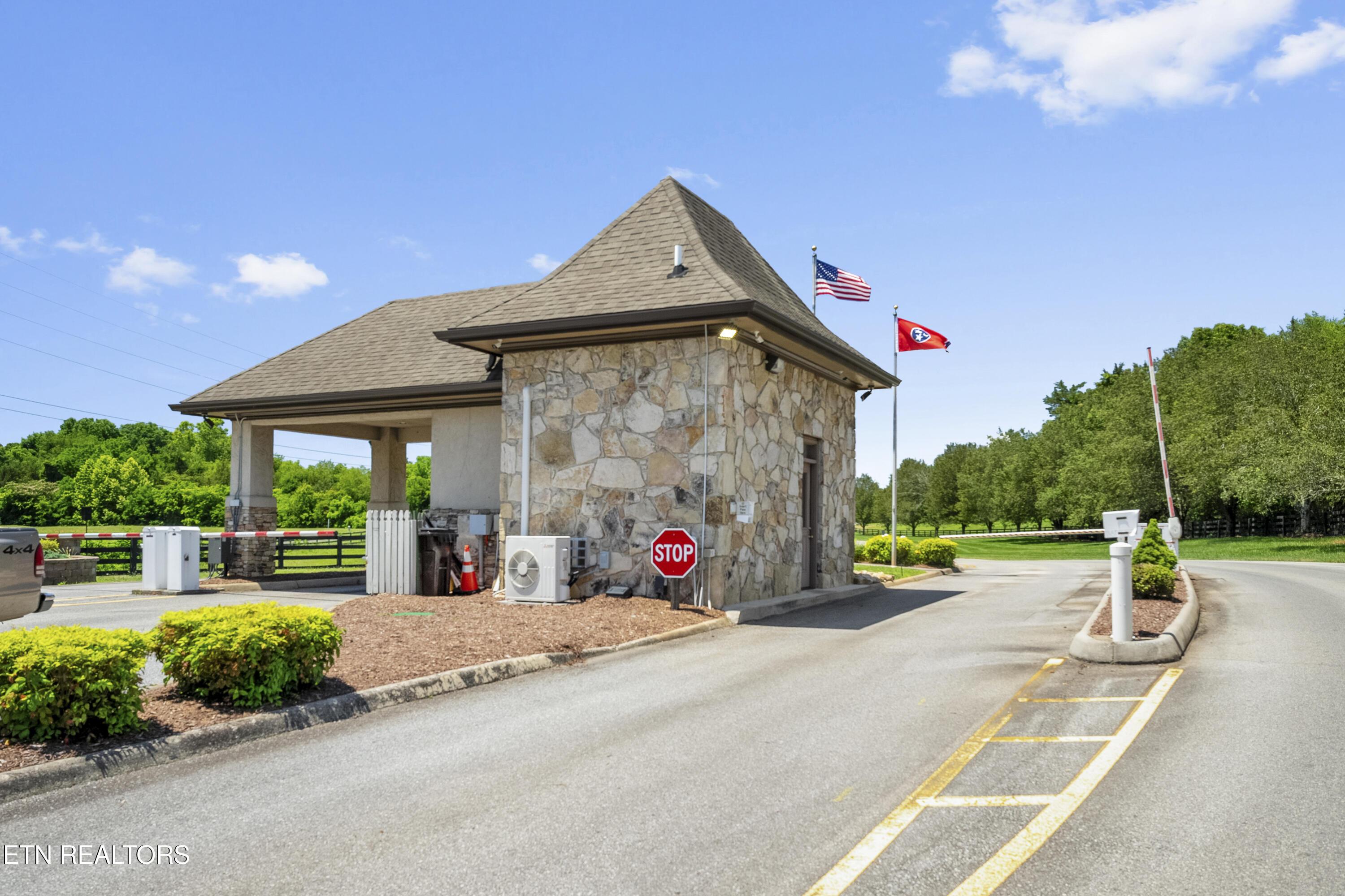 370 Cormorant Drive, Vonore, TN - Fort Loudoun and Tellico Lake Real Estate - Image# 29