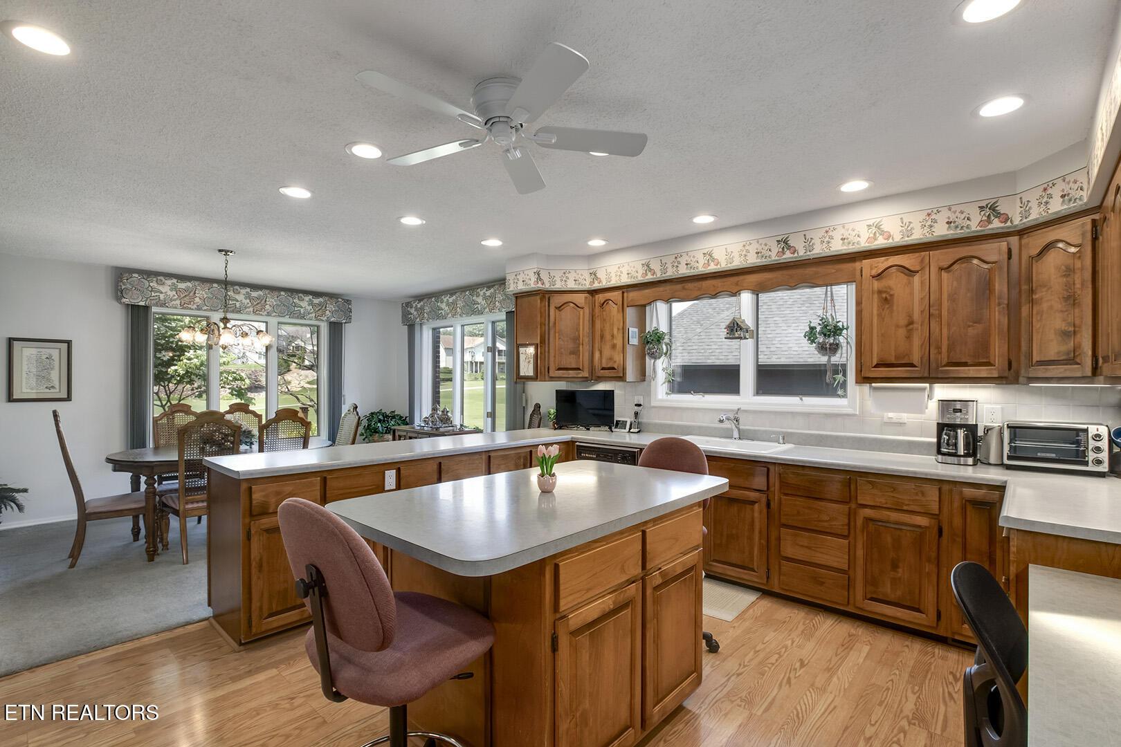 212 Tooweka Lane, Loudon, TN - Fort Loudoun and Tellico Lake Real Estate - Image# 19