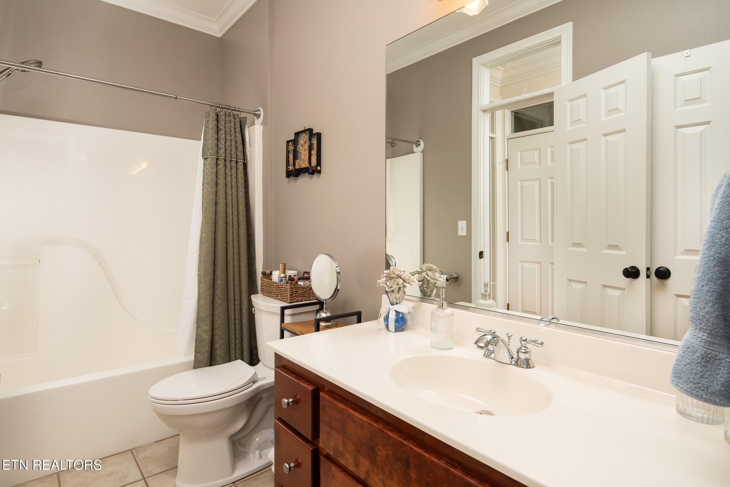 210 Vineyard Cove Dr., Loudon, TN - Fort Loudoun and Tellico Lake Real Estate - Image# 18