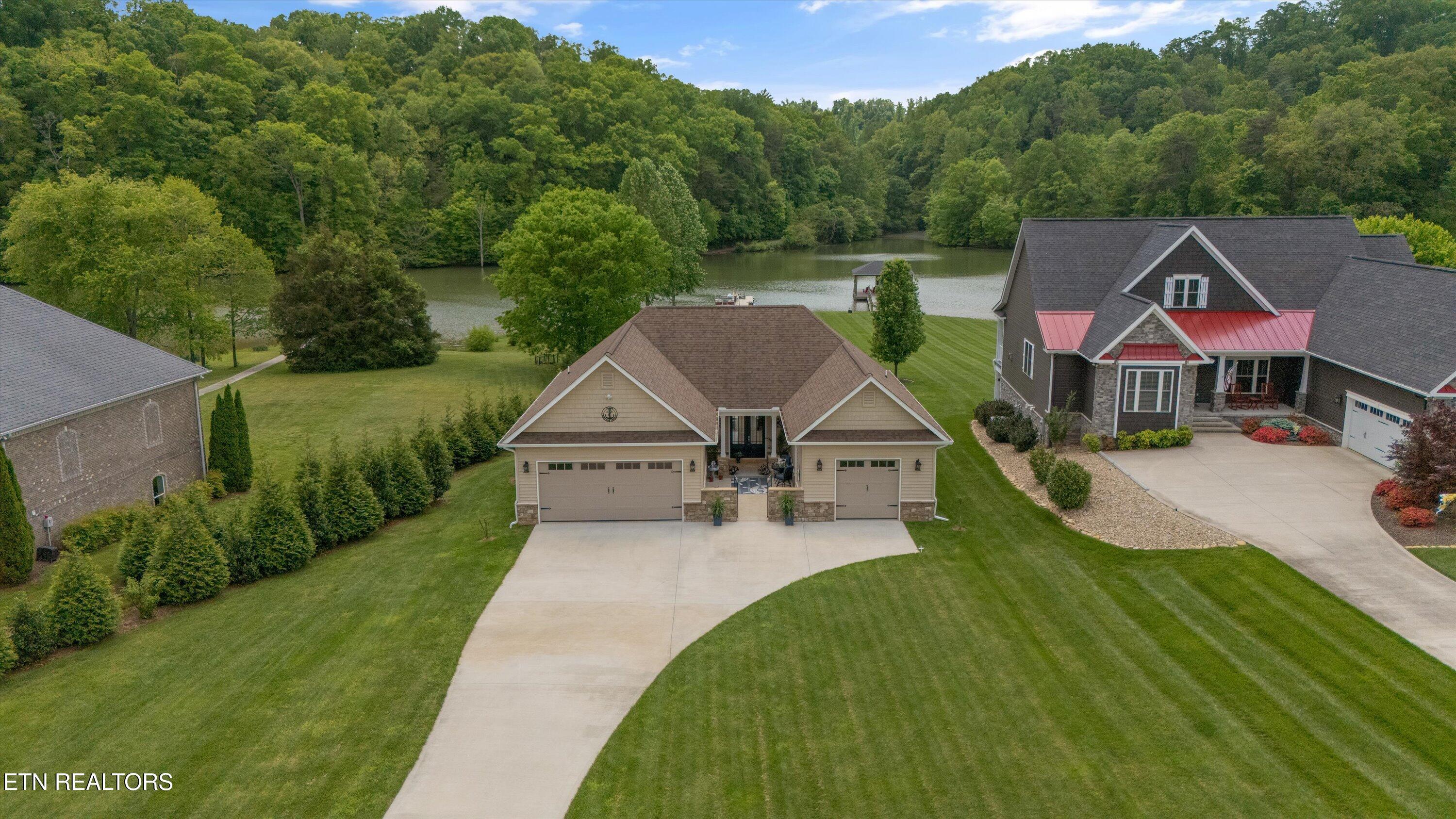 202 Oologila Place, Loudon, TN - Fort Loudoun and Tellico Lake Real Estate - Image# 3