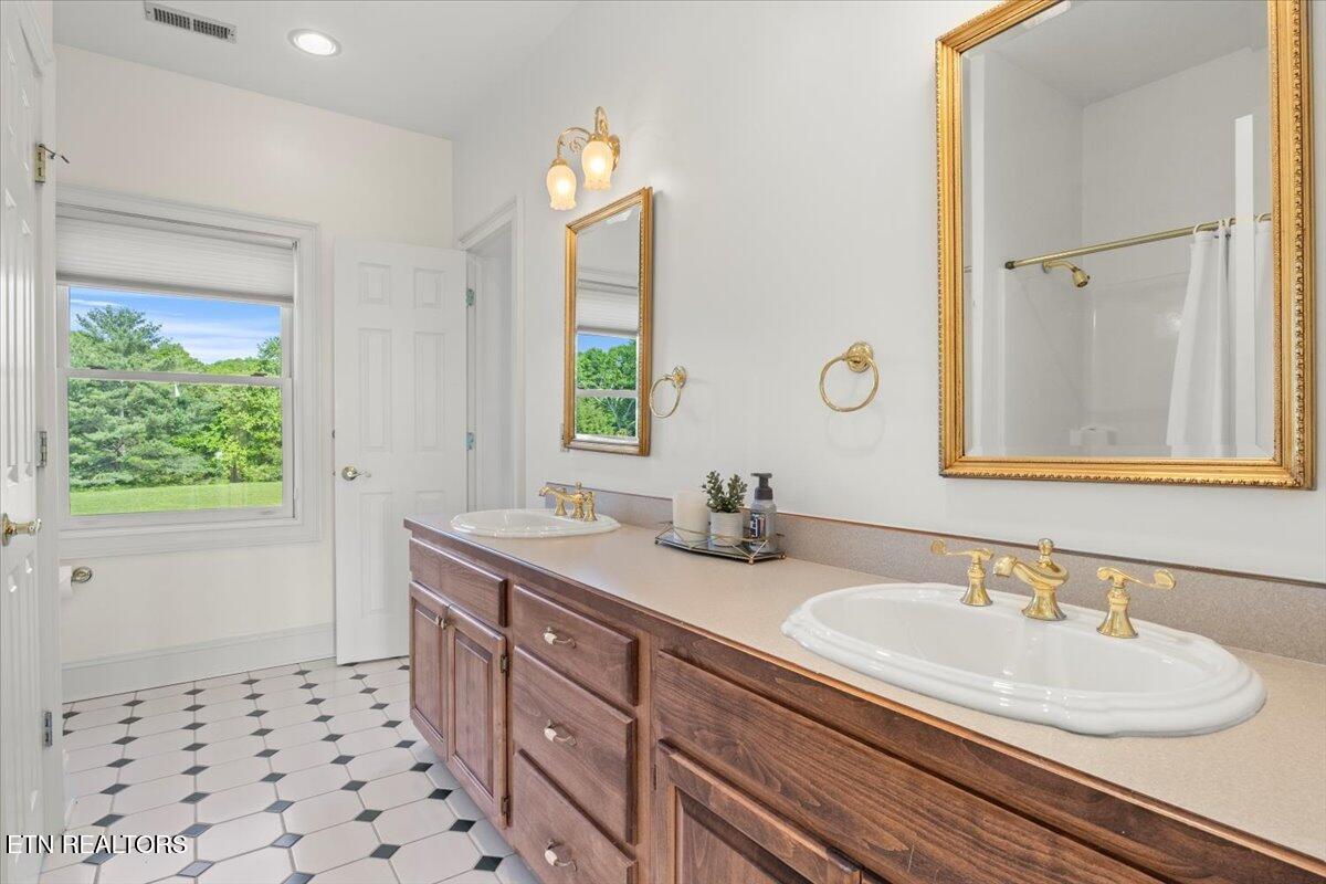 Fort Loudoun and Tellico Lake Real Estate - Image# 29