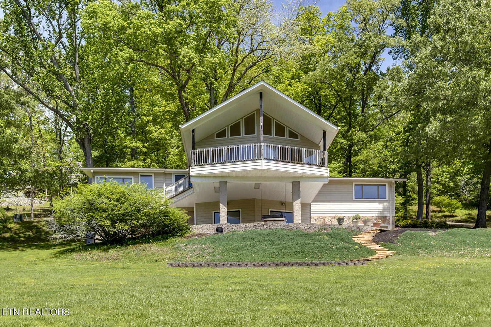 11415 Berry Hill Drive, Knoxville, TN - Fort Loudoun and Tellico Lake Real Estate - Image# 3