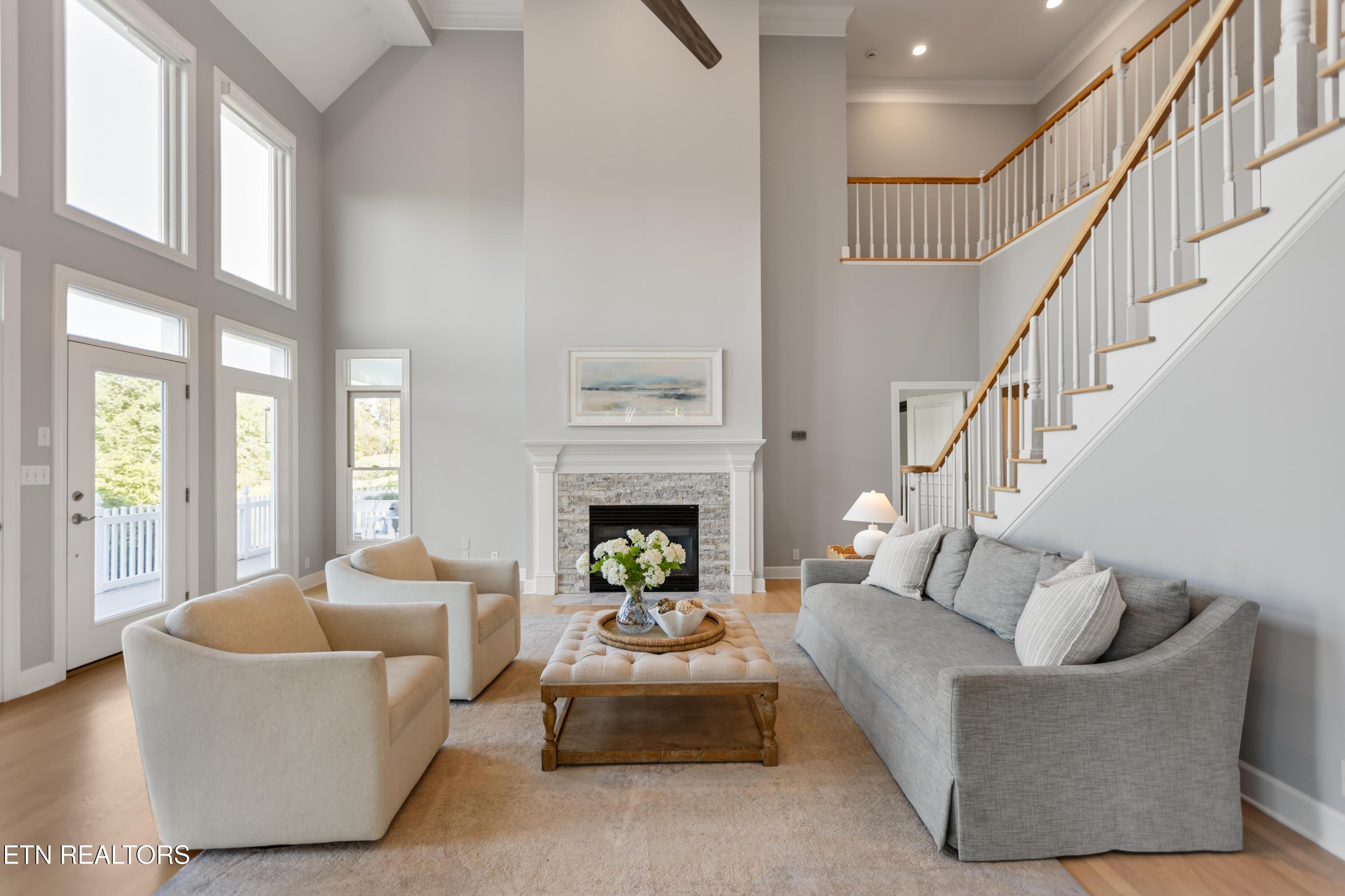 208 Lake Crest Drive, Lenoir City, TN - Fort Loudoun and Tellico Lake Real Estate - Image# 6
