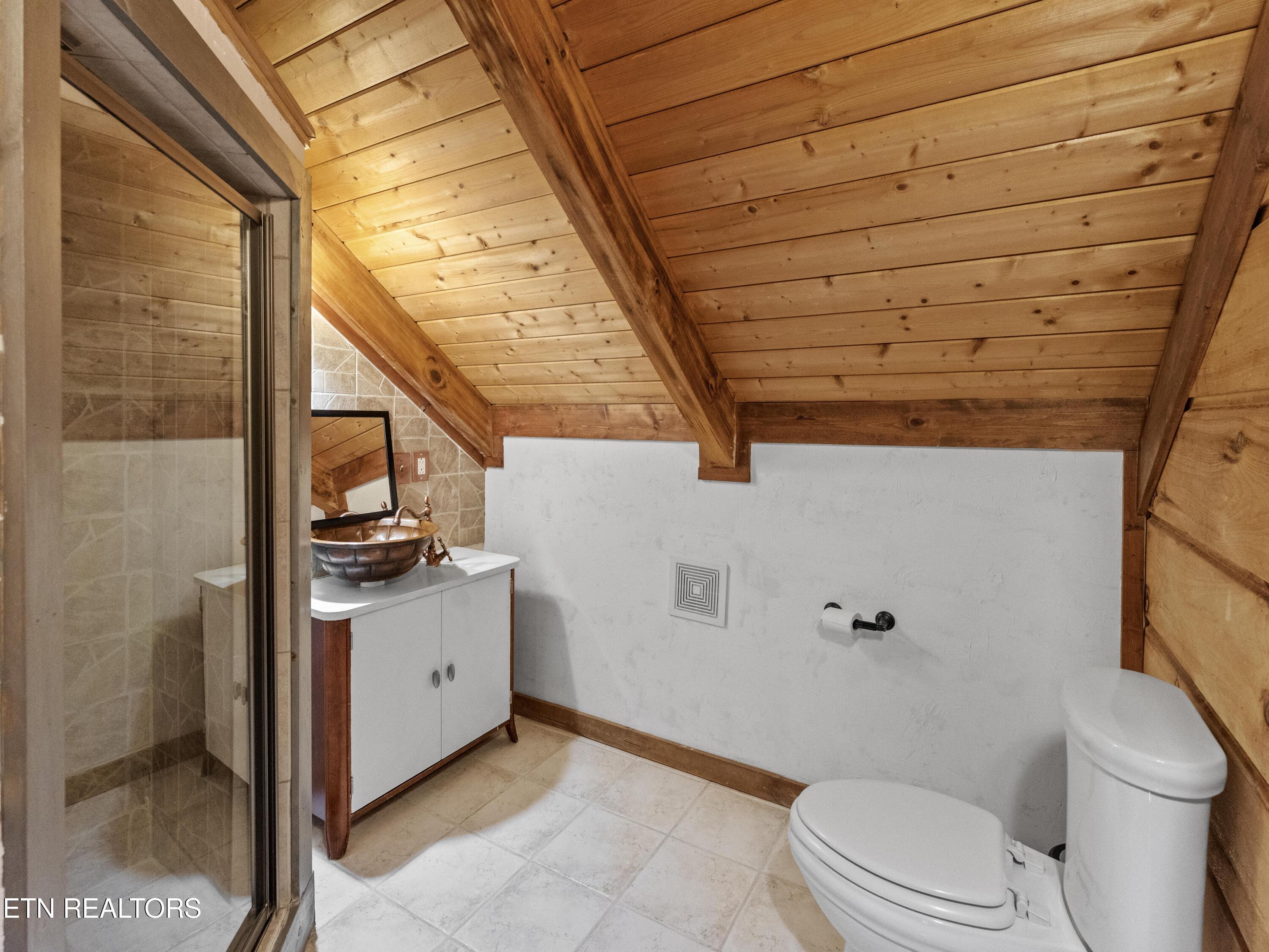 155 George THomas Rd, Vonore, TN - Fort Loudoun and Tellico Lake Real Estate - Image# 35