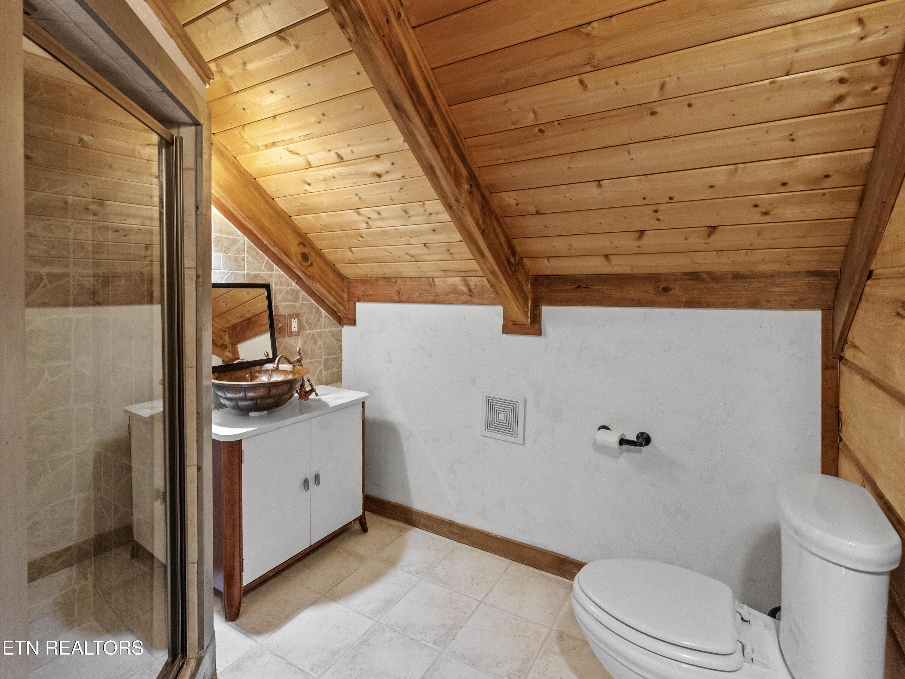 155 George THomas Rd, Vonore, TN - Fort Loudoun and Tellico Lake Real Estate - Image# 36