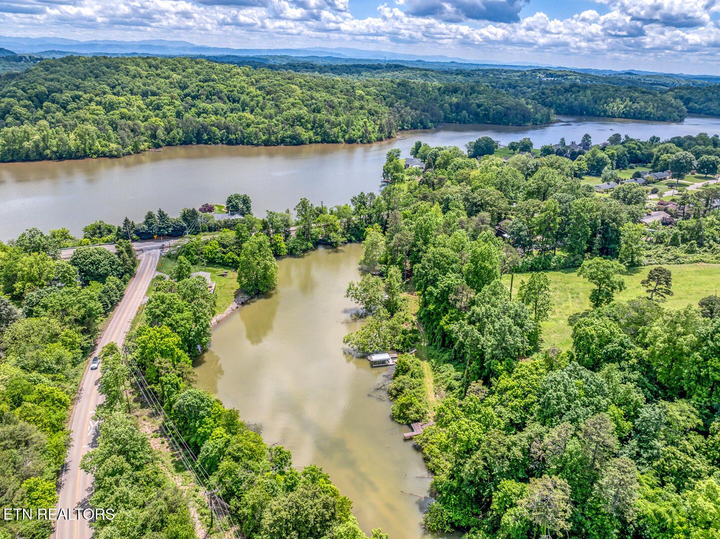 10009 Casa Real Cove, Knoxville, TN - Fort Loudoun and Tellico Lake Real Estate - Image# 42