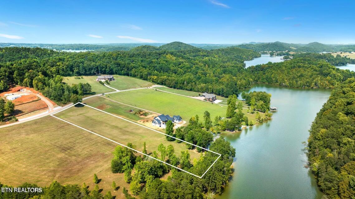 946 Bay Creek Drive, Vonore, TN - Fort Loudoun and Tellico Lake Real Estate - Image# 5