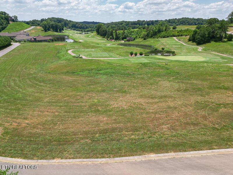 811 Navigator Drive, Lenoir City, TN - Fort Loudoun and Tellico Lake Real Estate - Image# 2
