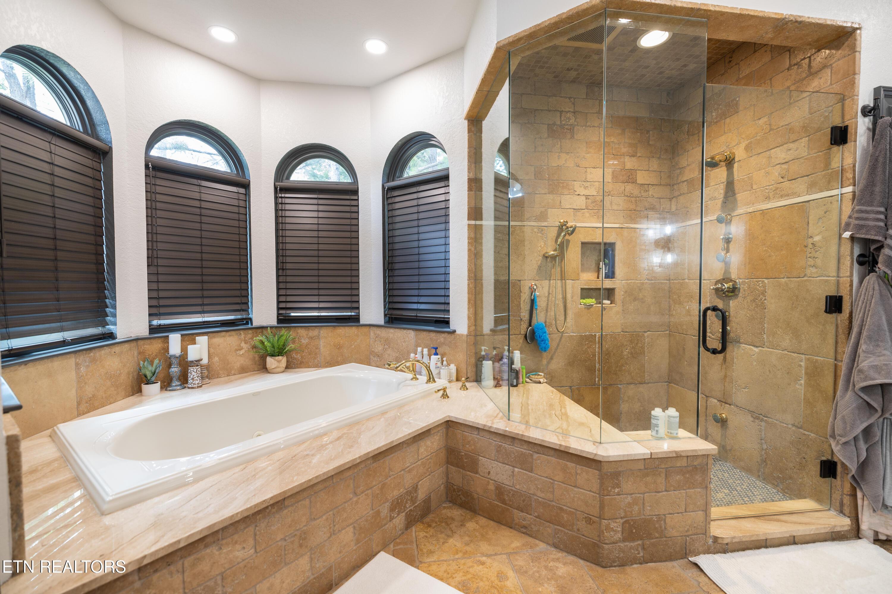 8719 Inlet Drive, Knoxville, TN - Fort Loudoun and Tellico Lake Real Estate - Image# 19