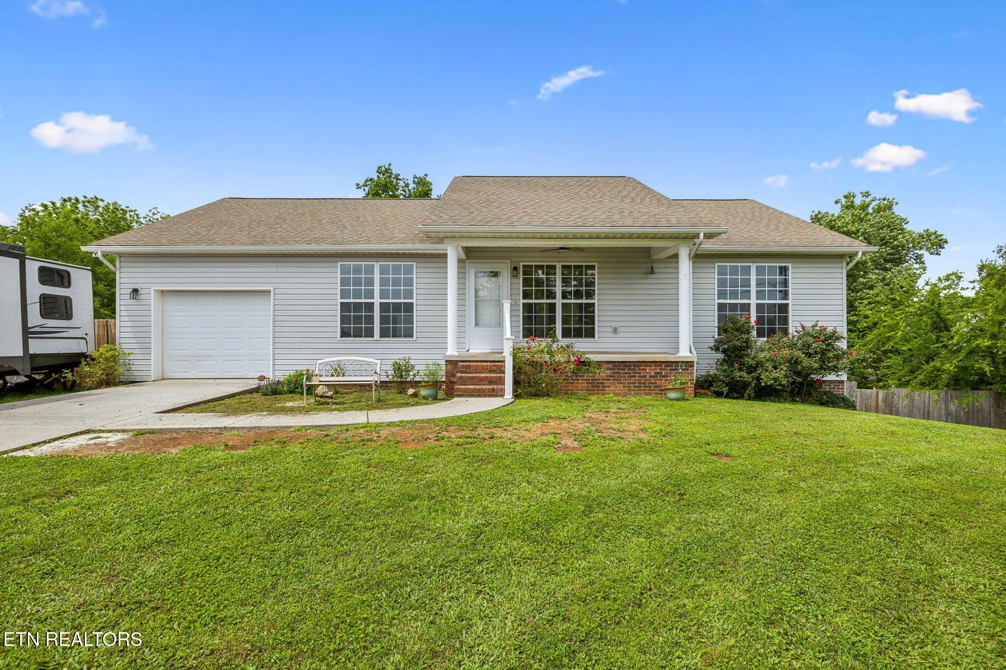 4720 Scenic Point Drive, Louisville, TN - Fort Loudoun and Tellico Lake Real Estate - Image# 1