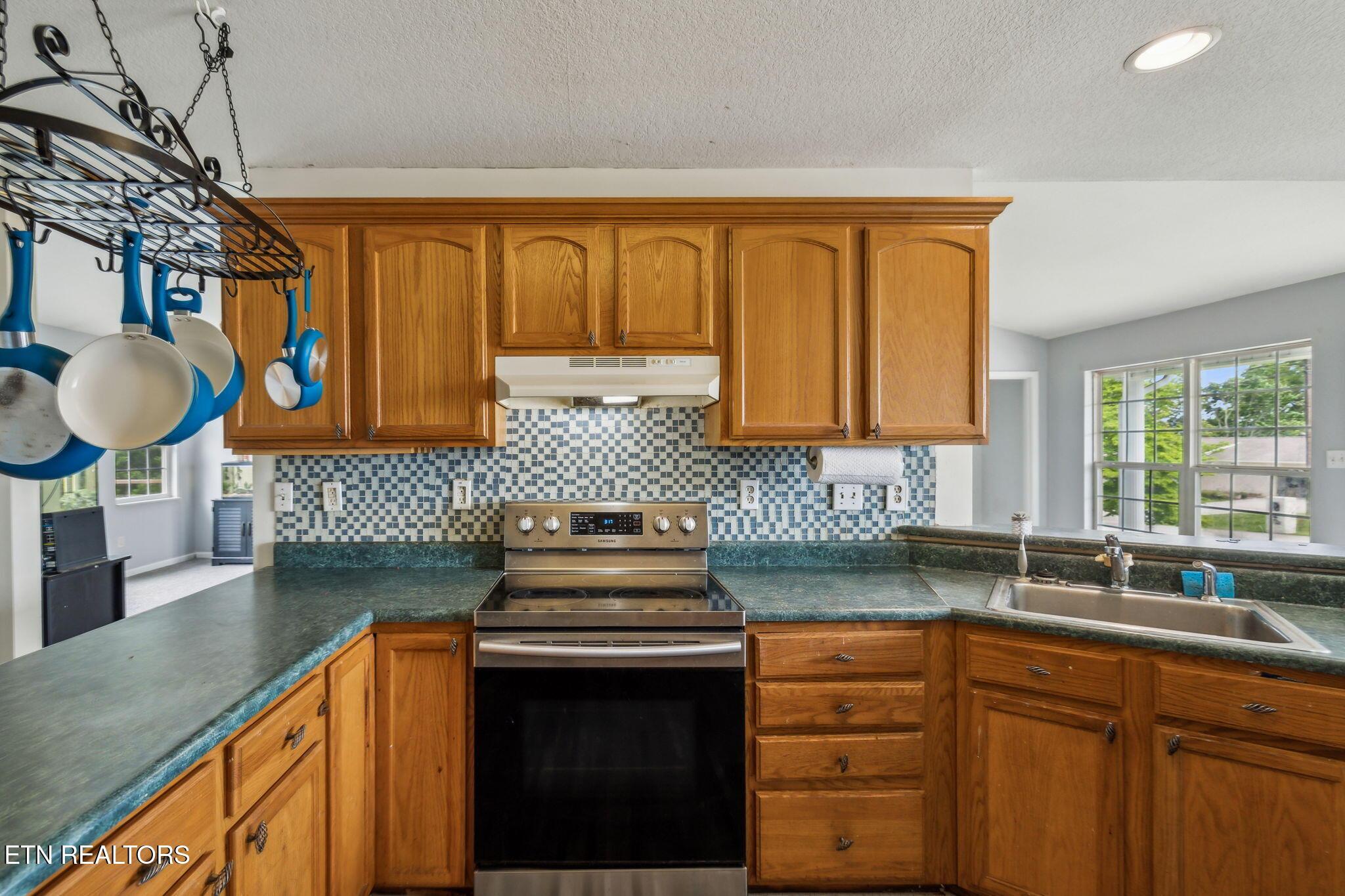 4720 Scenic Point Drive, Louisville, TN - Fort Loudoun and Tellico Lake Real Estate - Image# 11