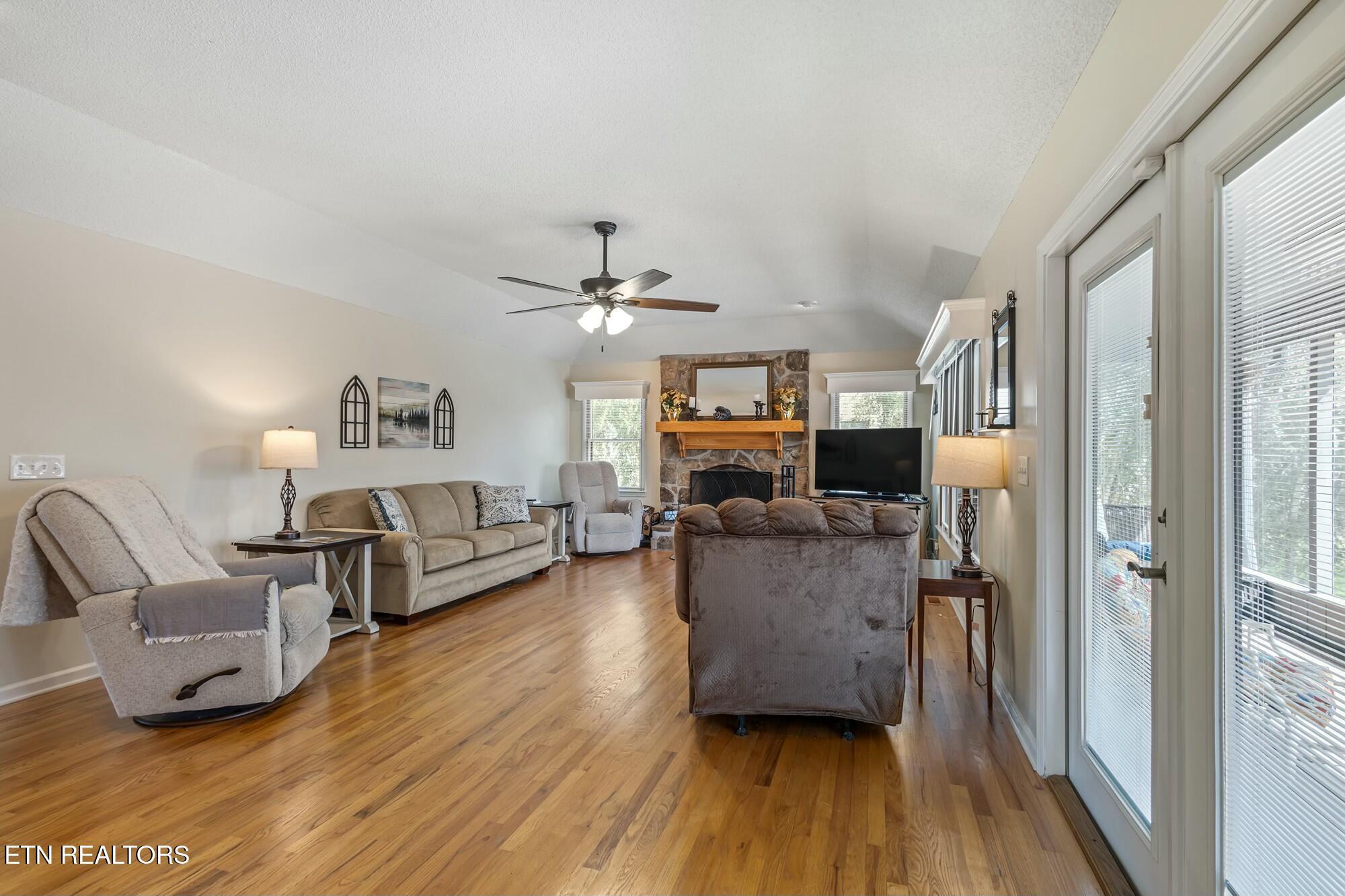 315 Tigitsi Way, Loudon, TN - Fort Loudoun and Tellico Lake Real Estate - Image# 7