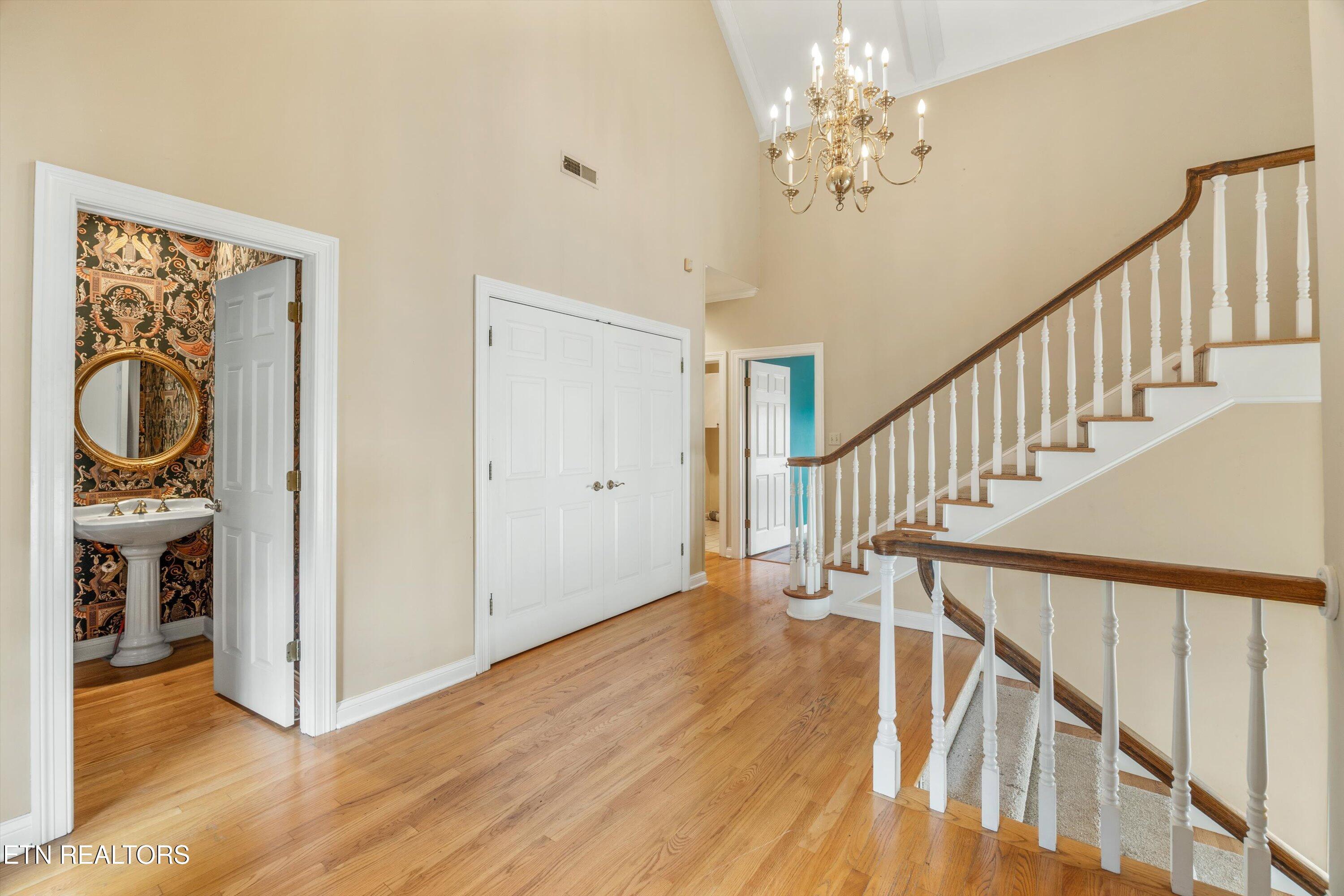 2235 Lake Lane, Knoxville, TN - Fort Loudoun and Tellico Lake Real Estate - Image# 7