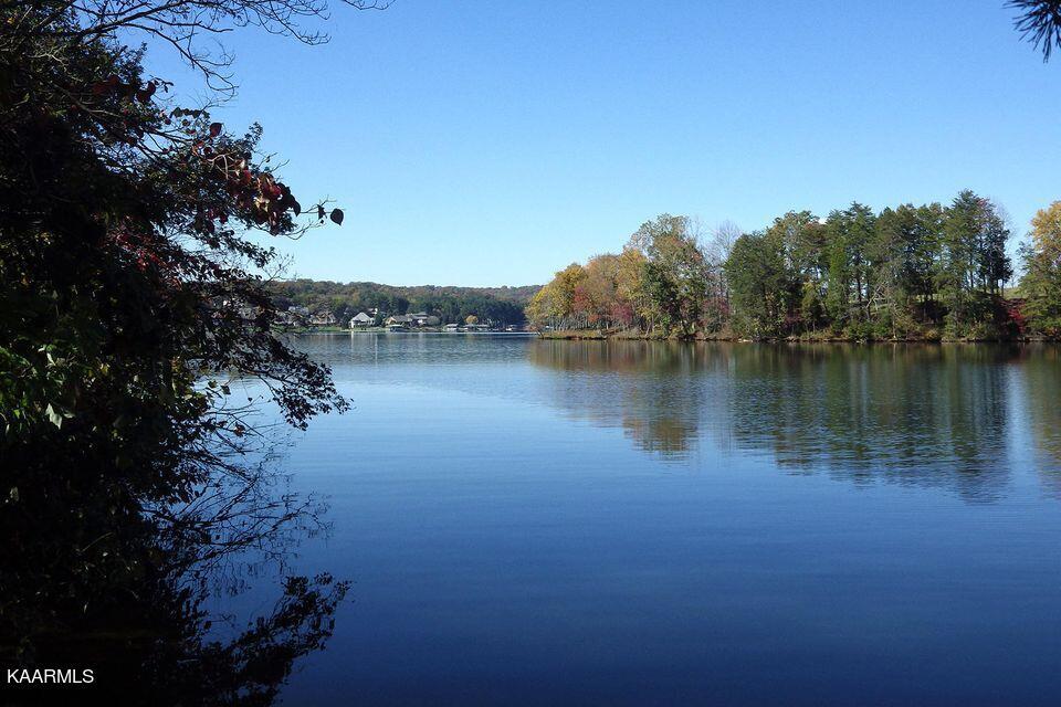 1802 Taffrail Drive, Lenoir City, TN - Fort Loudoun and Tellico Lake Real Estate - Image# 4