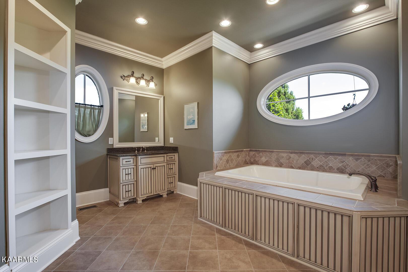 170 Thunder Rd, Vonore, TN - Fort Loudoun and Tellico Lake Real Estate - Image# 31