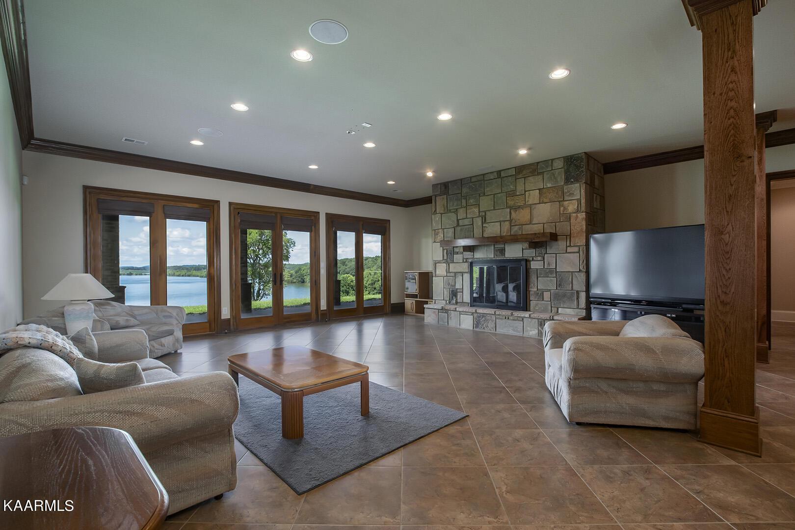 170 Thunder Rd, Vonore, TN - Fort Loudoun and Tellico Lake Real Estate - Image# 48