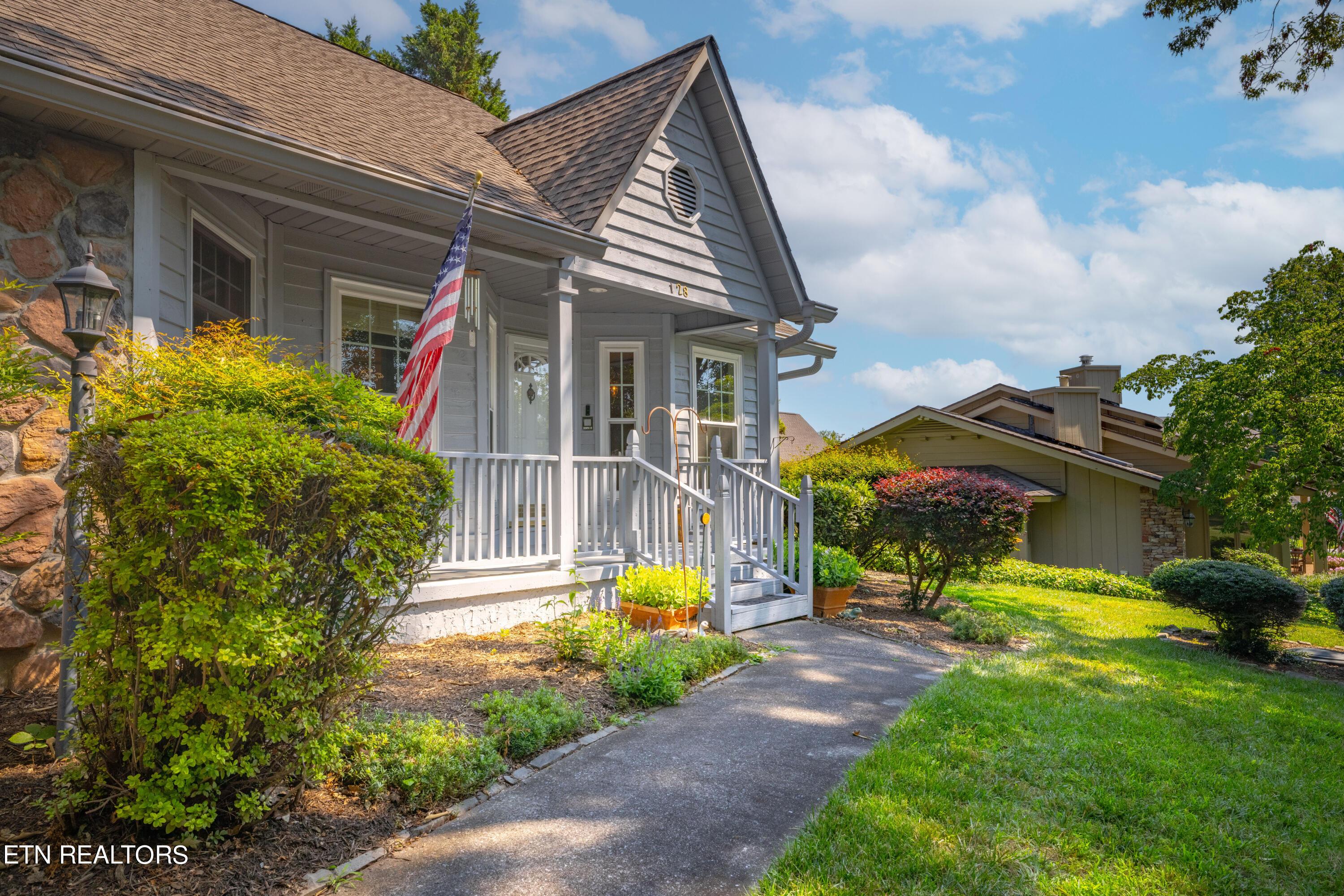 128 Oohleeno Way, Loudon, TN - Fort Loudoun and Tellico Lake Real Estate - Image# 5