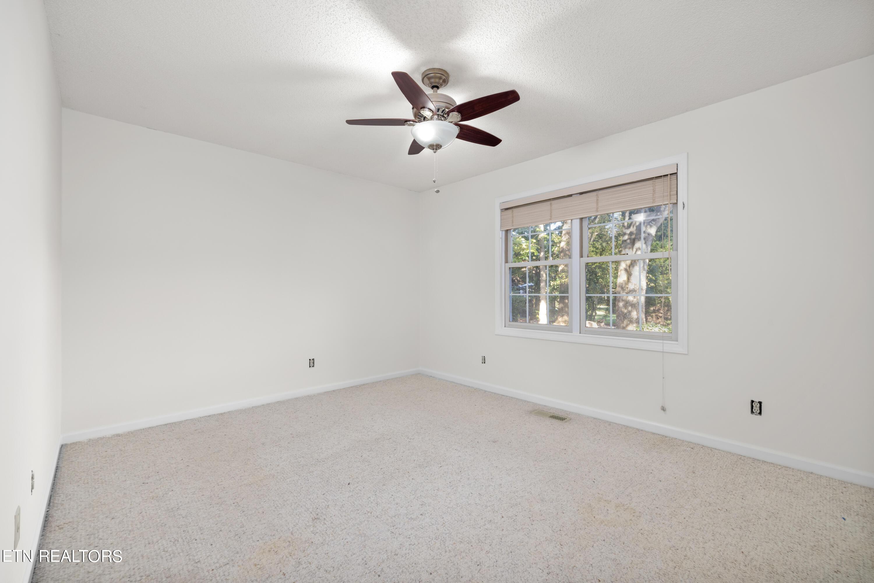 128 Oohleeno Way, Loudon, TN - Fort Loudoun and Tellico Lake Real Estate - Image# 21