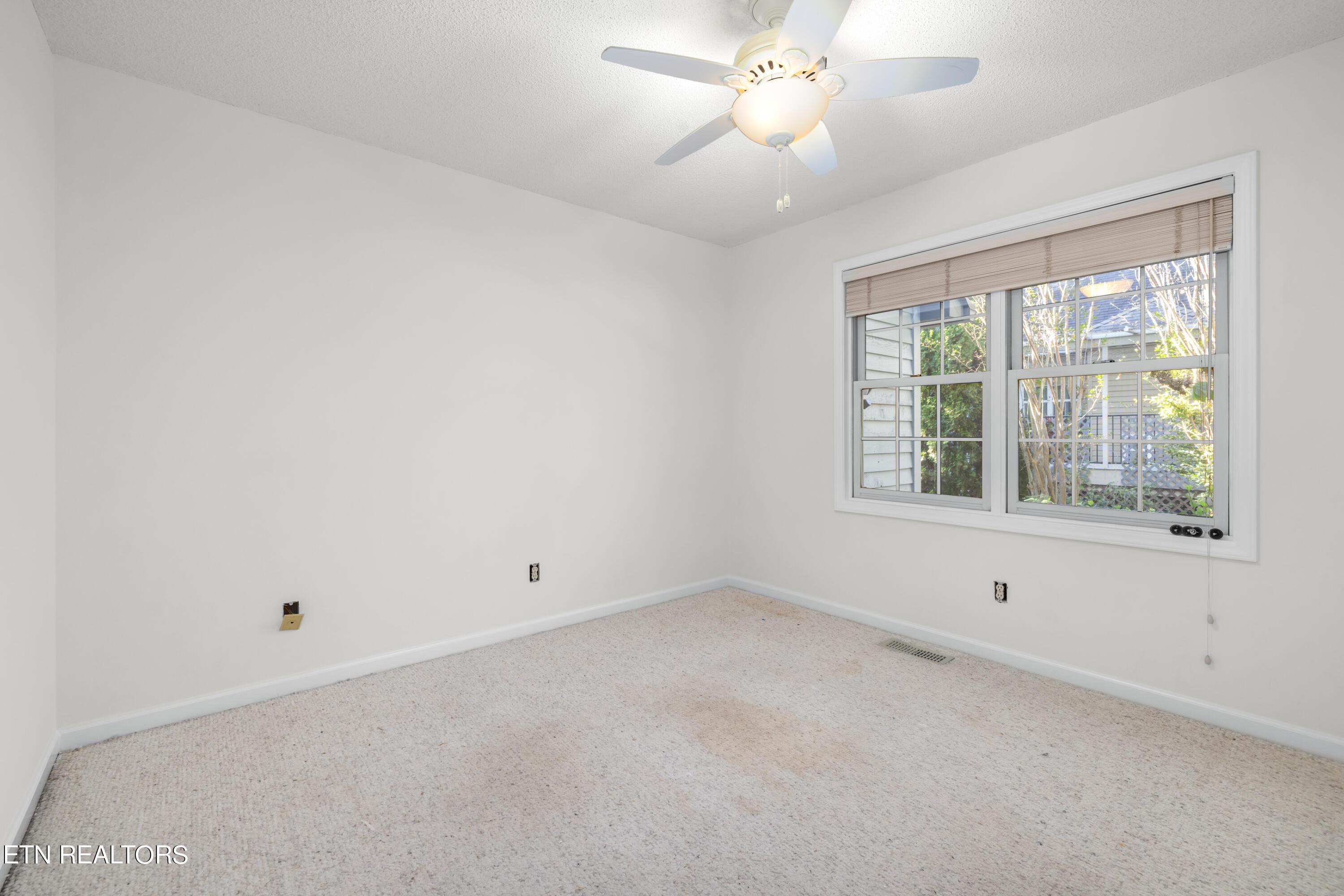 128 Oohleeno Way, Loudon, TN - Fort Loudoun and Tellico Lake Real Estate - Image# 23