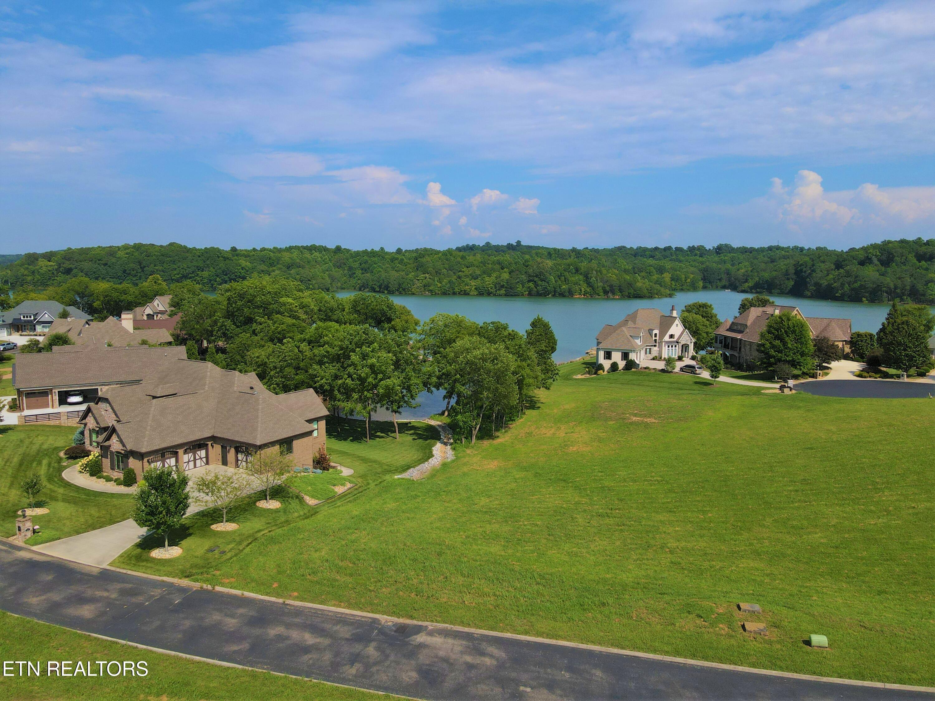 230 Cormorant Drive, Vonore, TN - Fort Loudoun and Tellico Lake Real Estate - Image# 5