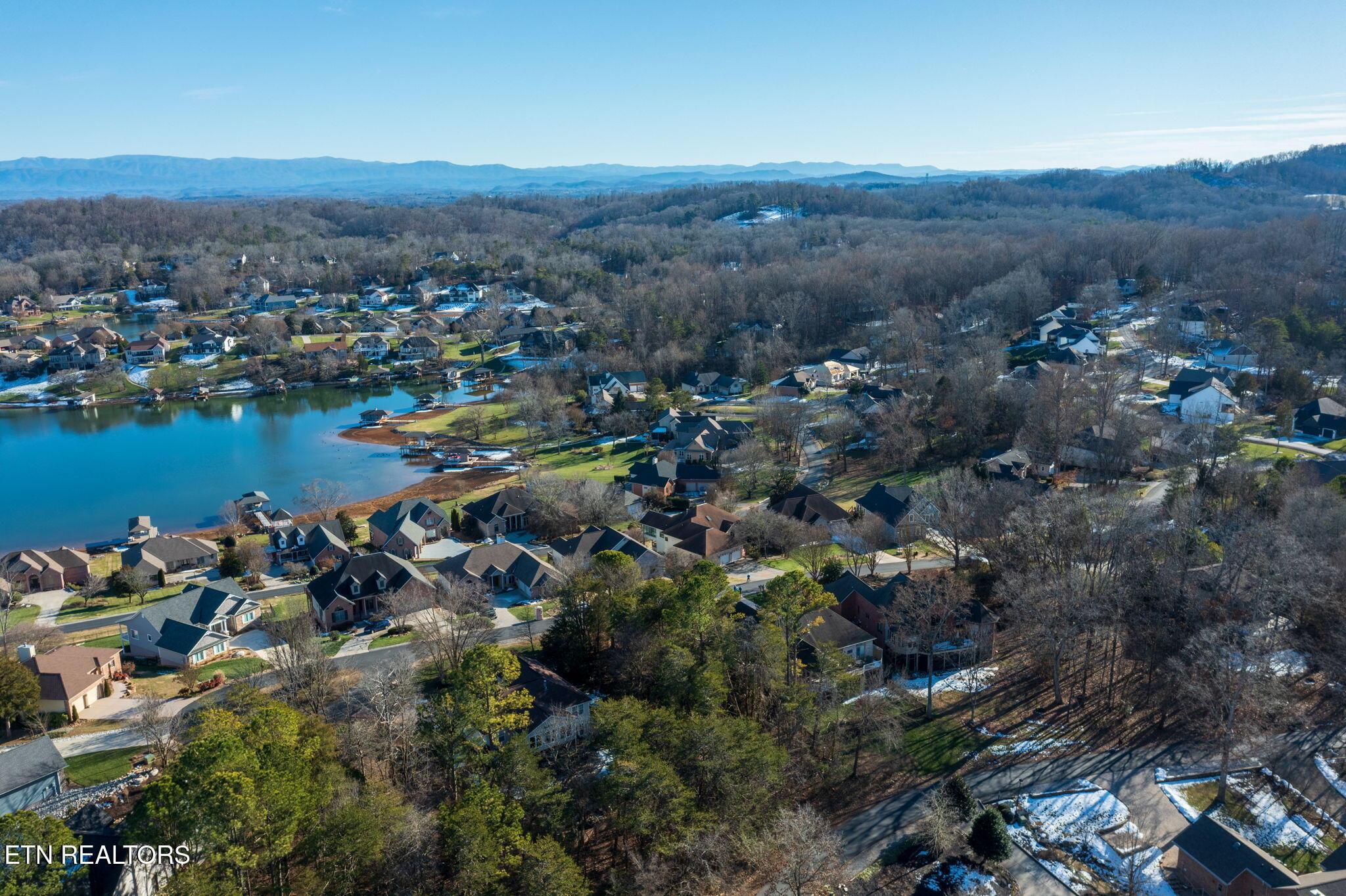 313 Gadusi Lane, Loudon, TN - Fort Loudoun and Tellico Lake Real Estate - Image# 13