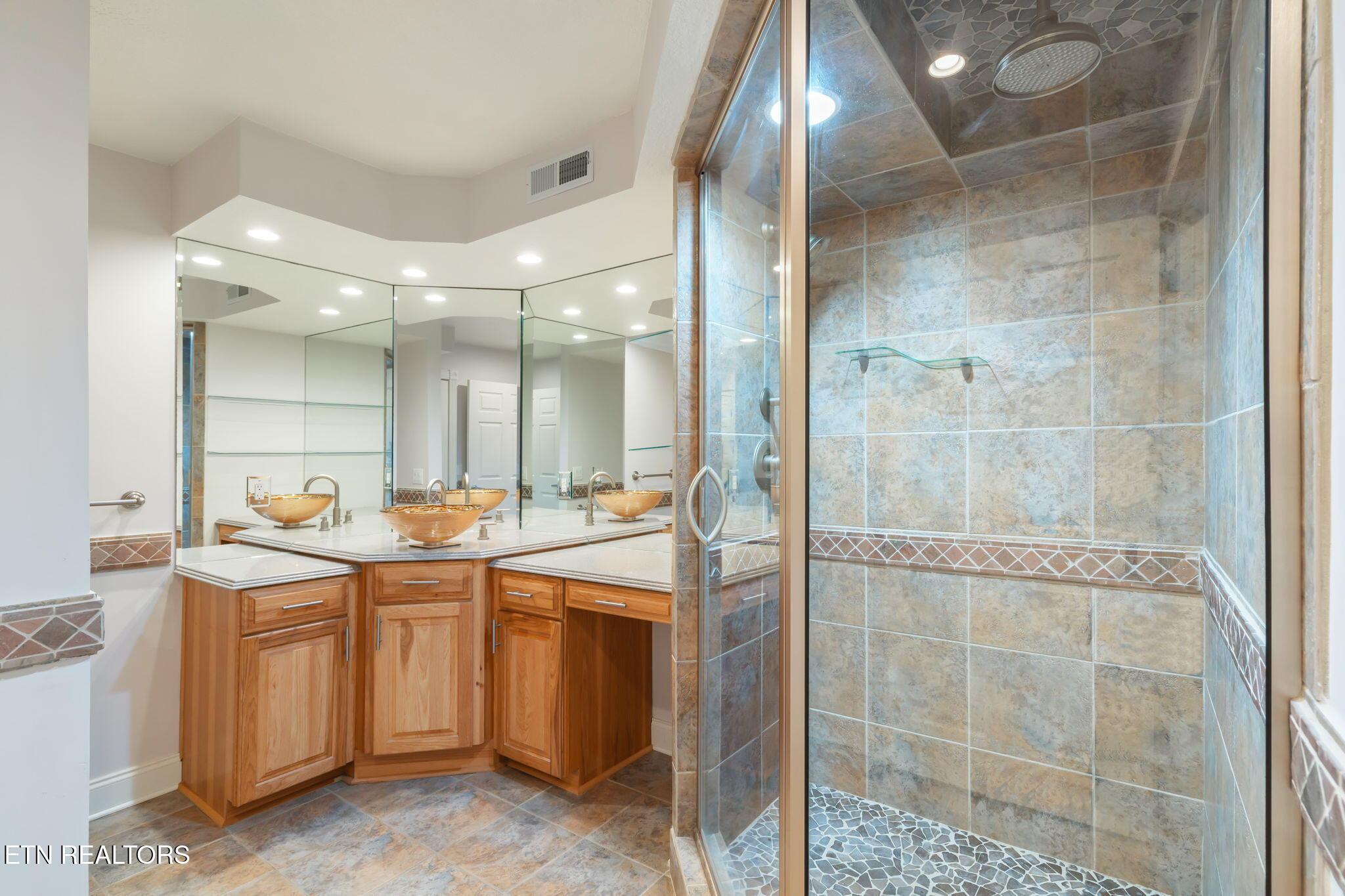 141 Inata Circle, Loudon, TN - Fort Loudoun and Tellico Lake Real Estate - Image# 40