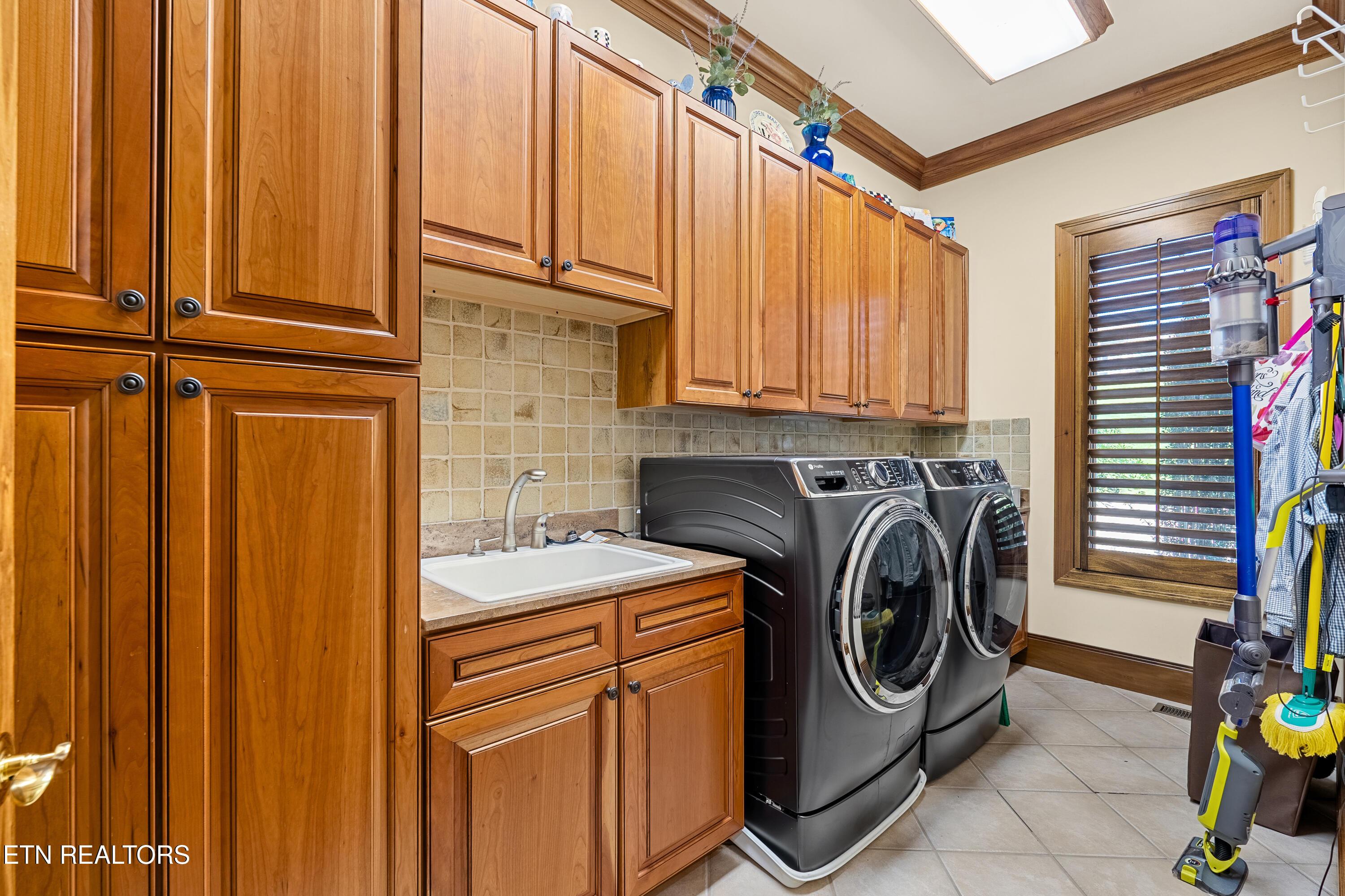 129 Indian Shadows Drive, Maryville, TN - Fort Loudoun and Tellico Lake Real Estate - Image# 25