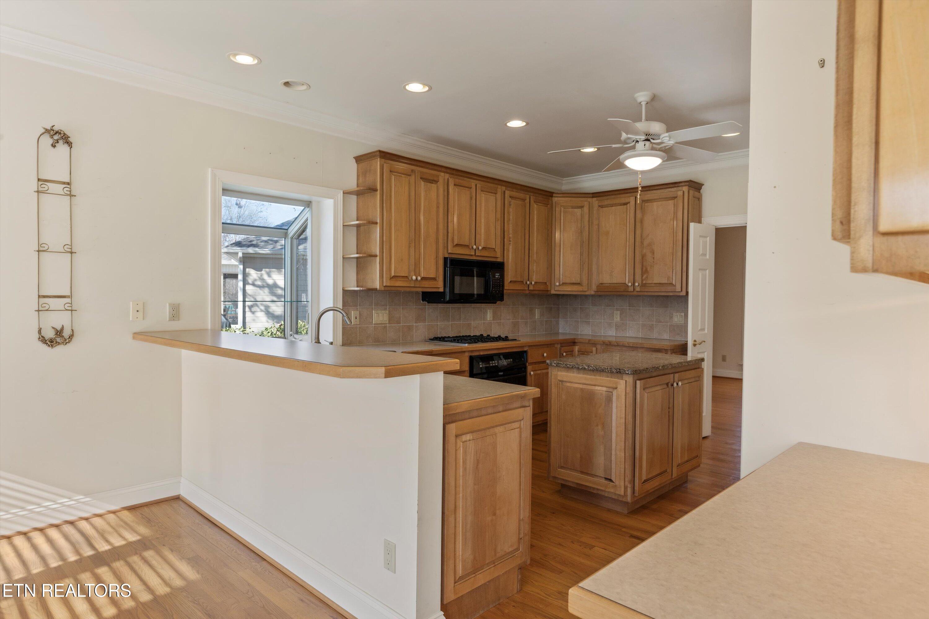 207 Oligi Circle, Loudon, TN - Fort Loudoun and Tellico Lake Real Estate - Image# 12