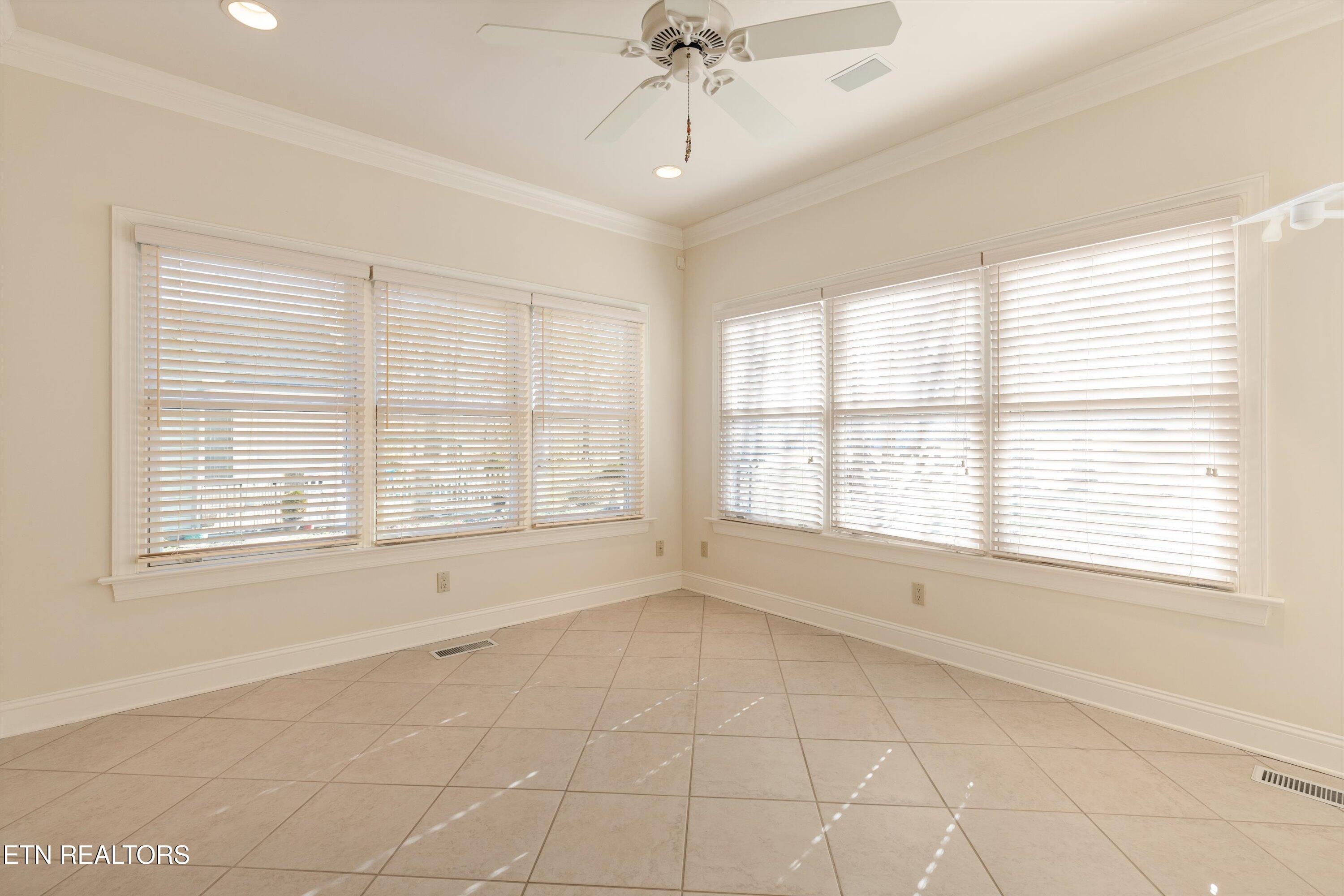 207 Oligi Circle, Loudon, TN - Fort Loudoun and Tellico Lake Real Estate - Image# 18