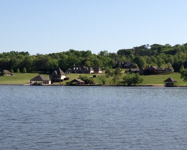 Lakemoor Hills Homes for Sale Ft Loudoun Lake