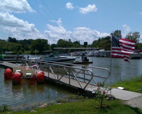 Volunteer Cove Marina